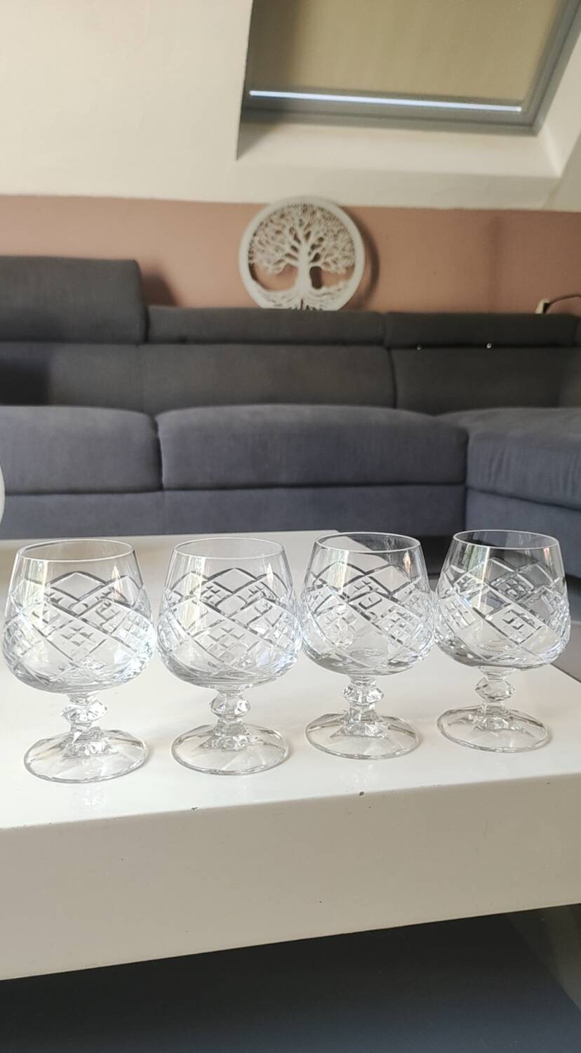Lot of 6 x Cognac/Brandy glasses. Cut Bohemian crystal. Boho chic.