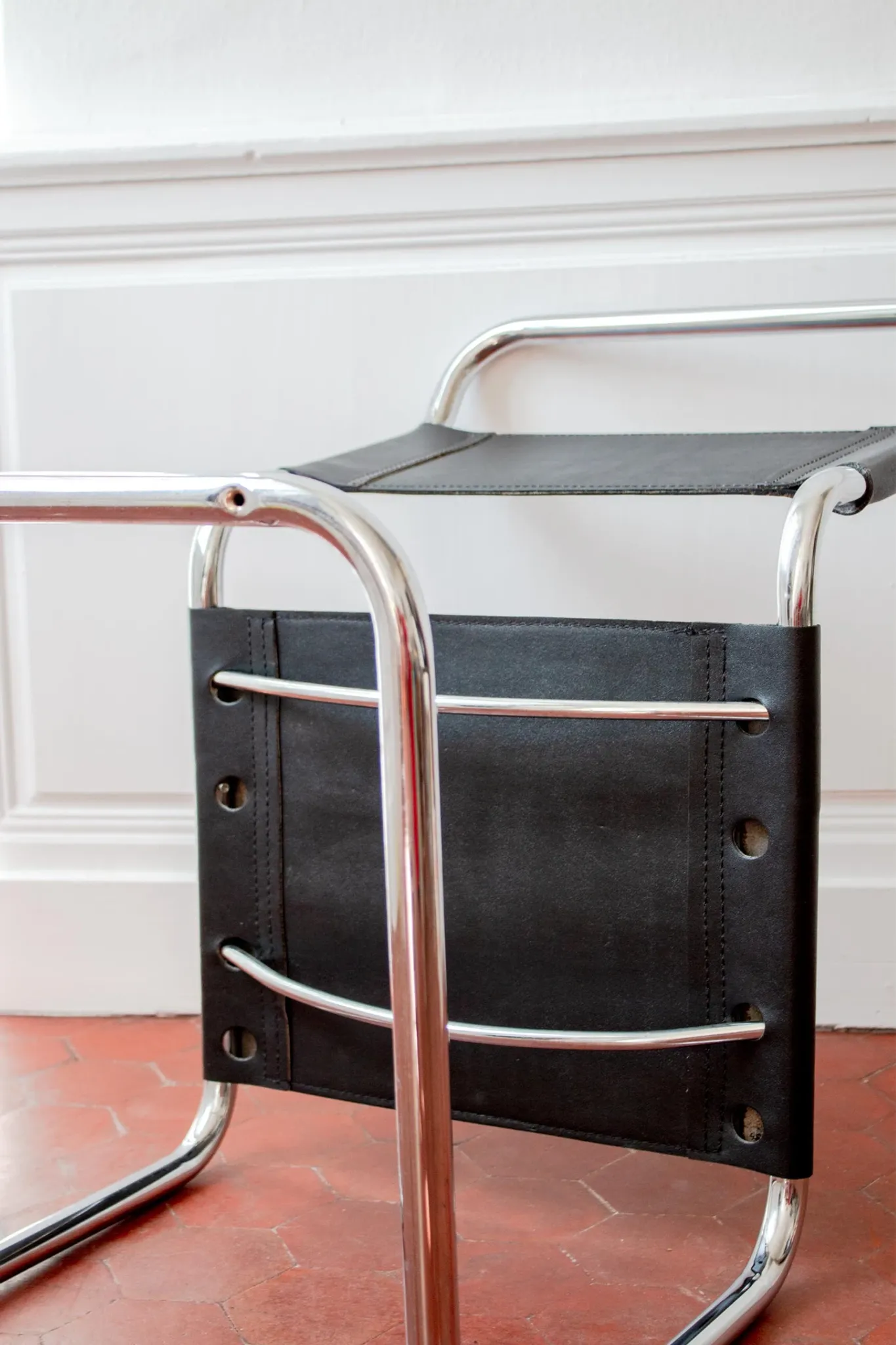Vintage cantilever chair S33 after Mart Stam, black leather and steel.