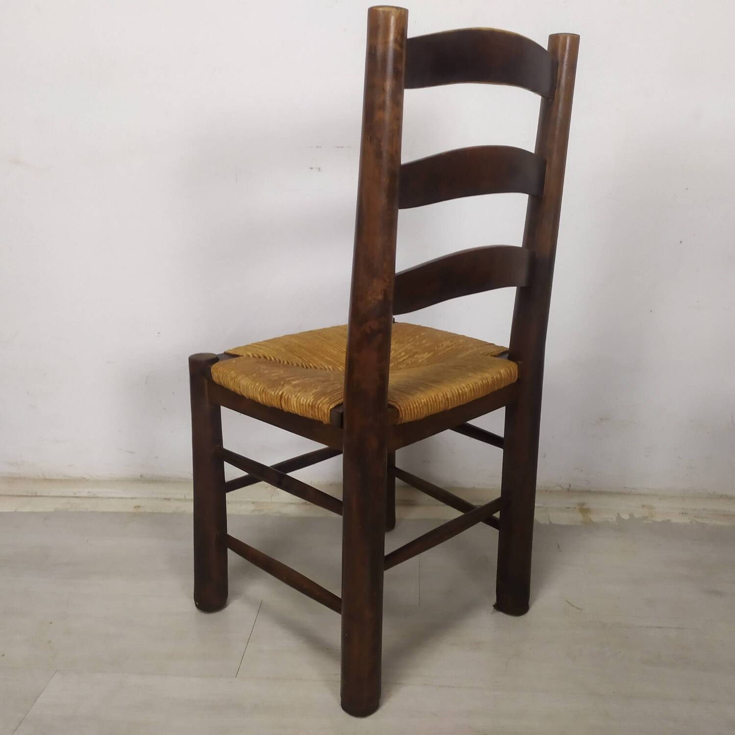 4 chaises brutaliste paille