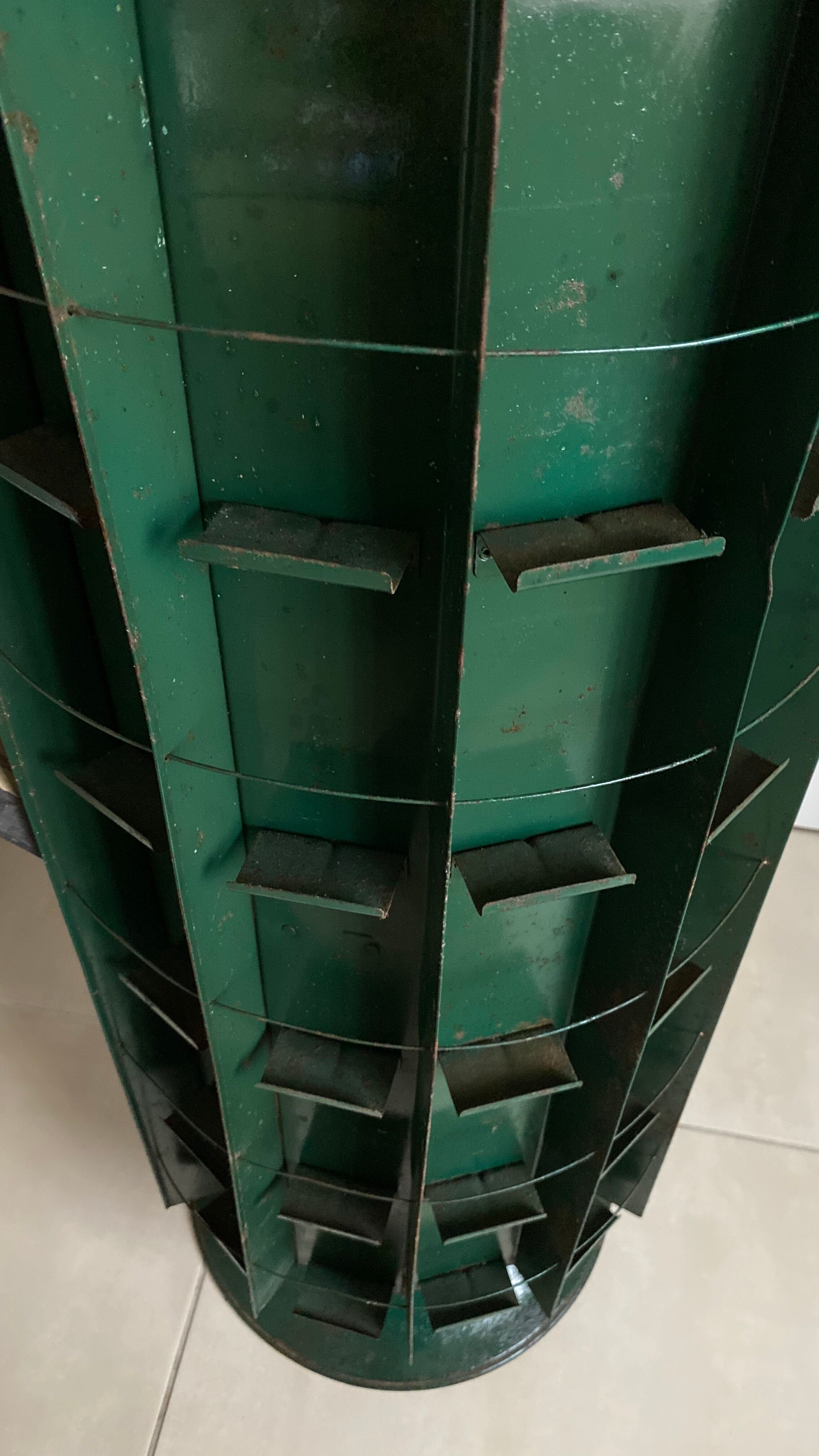 Ancient seed-bag turnstile display
