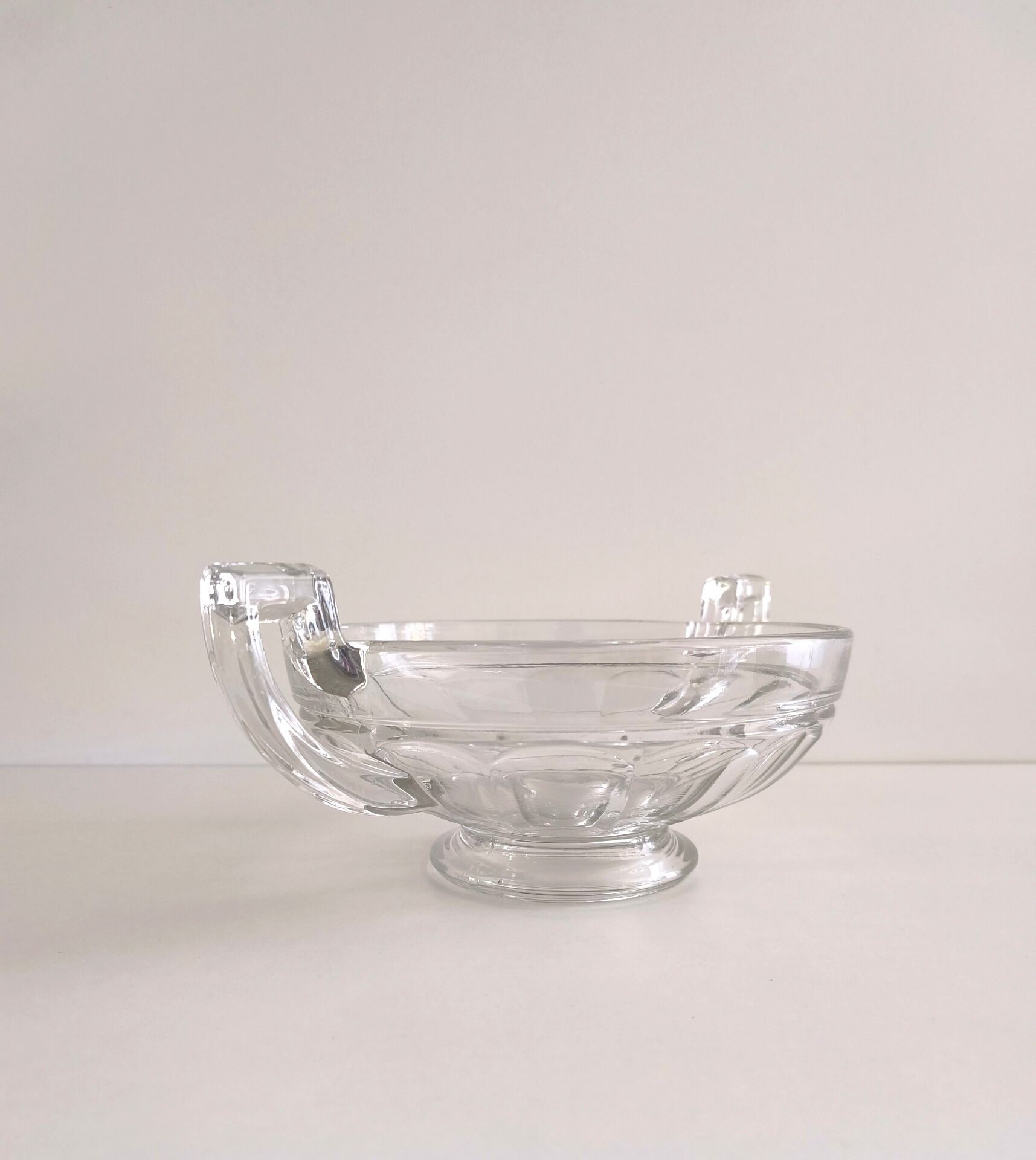 Art Deco cup Val-Saint-Lambert