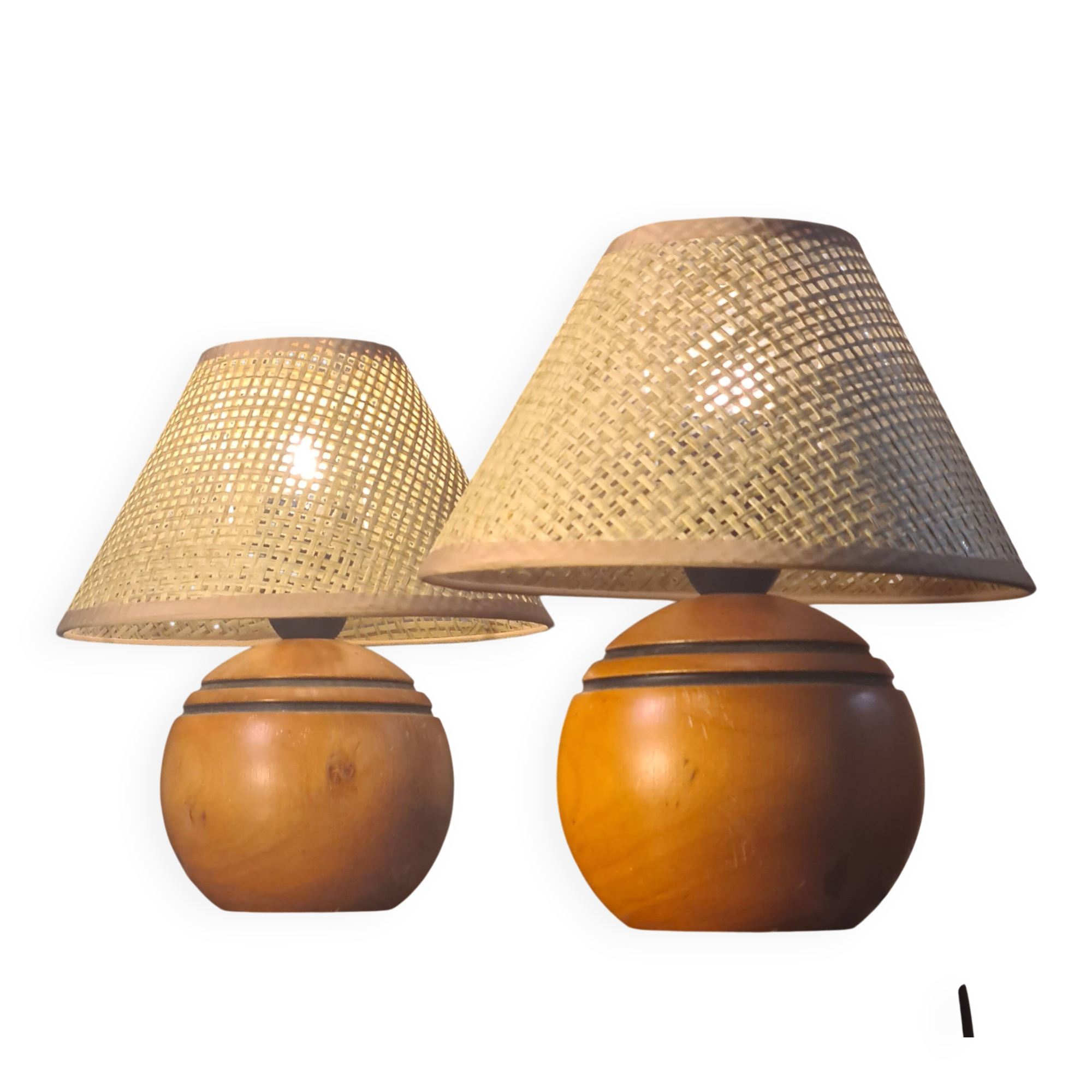 paire lampe boule bois massif   70 a 80 abat jour neuf osier vannerie 25x20