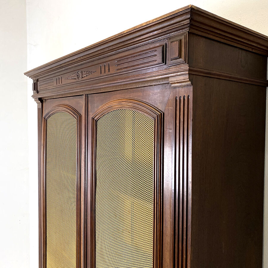 30-year screened bookcase