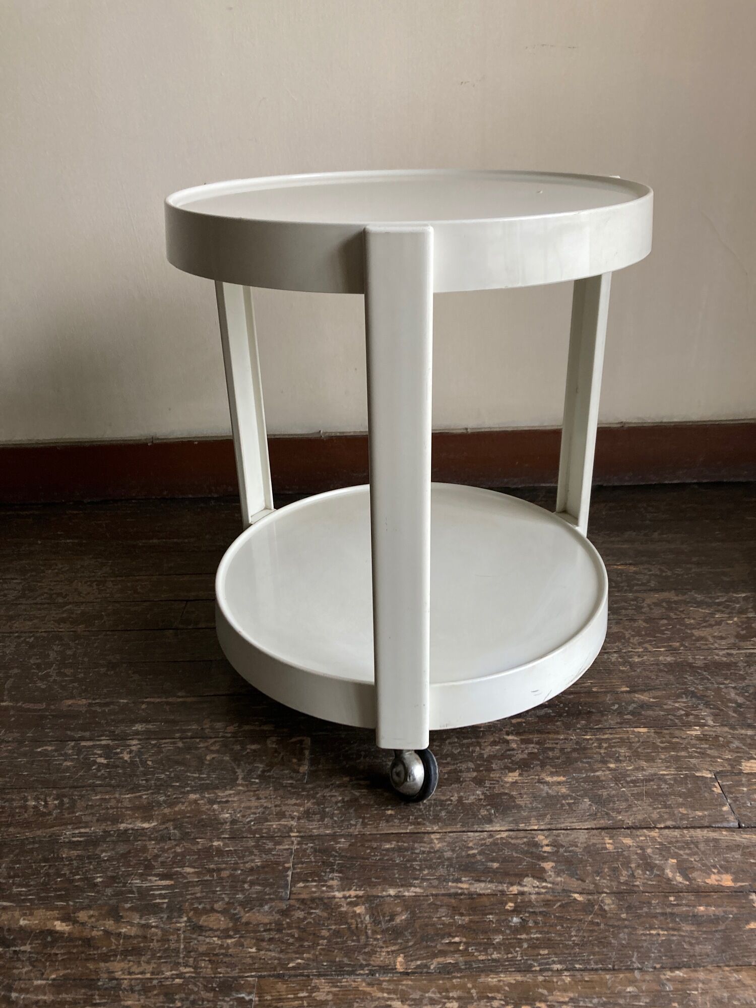 Italian design service Kastilla Design 1970