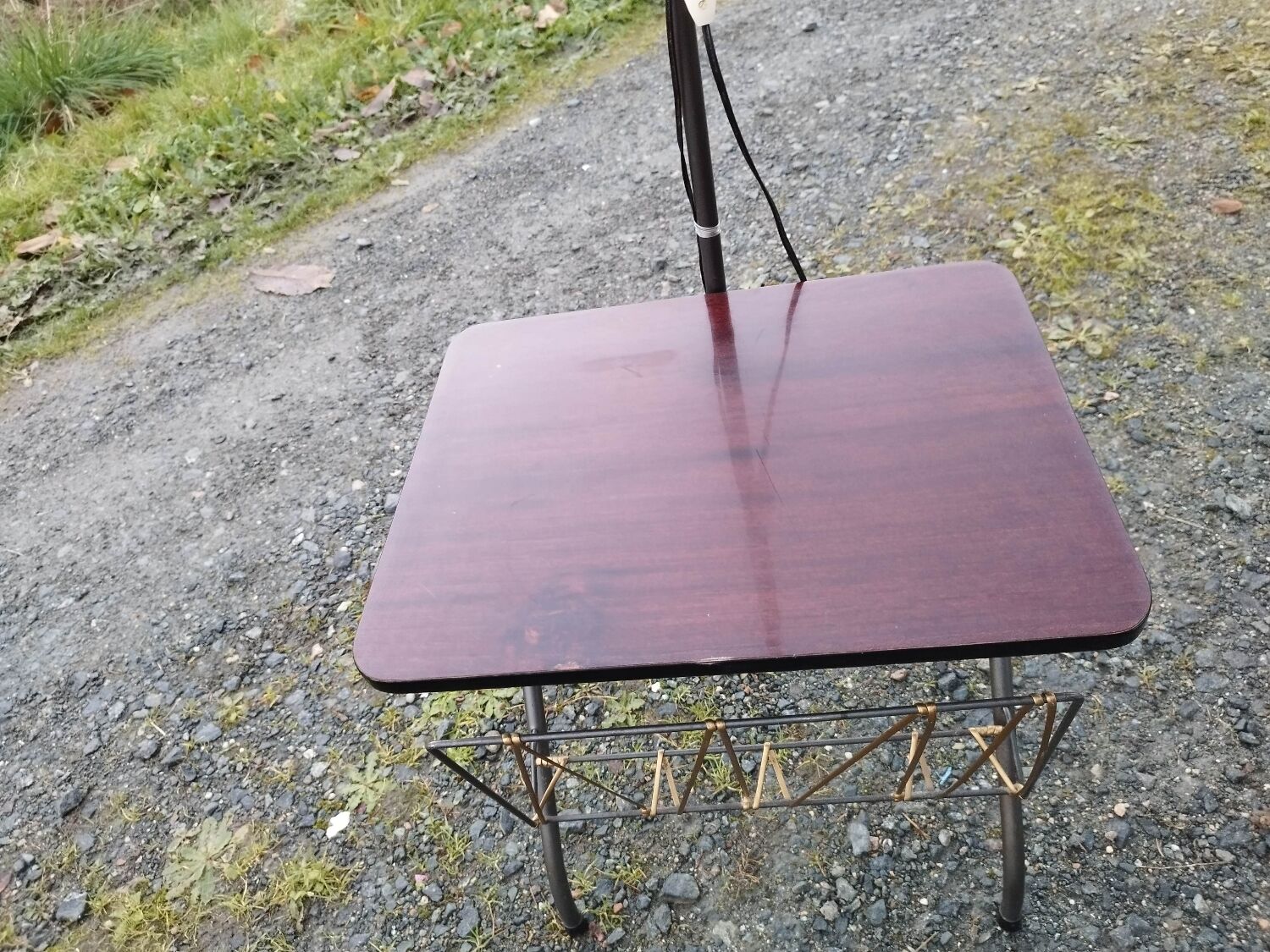 Floor lamp of the 50s magazine holder and tablet reader lamp formica