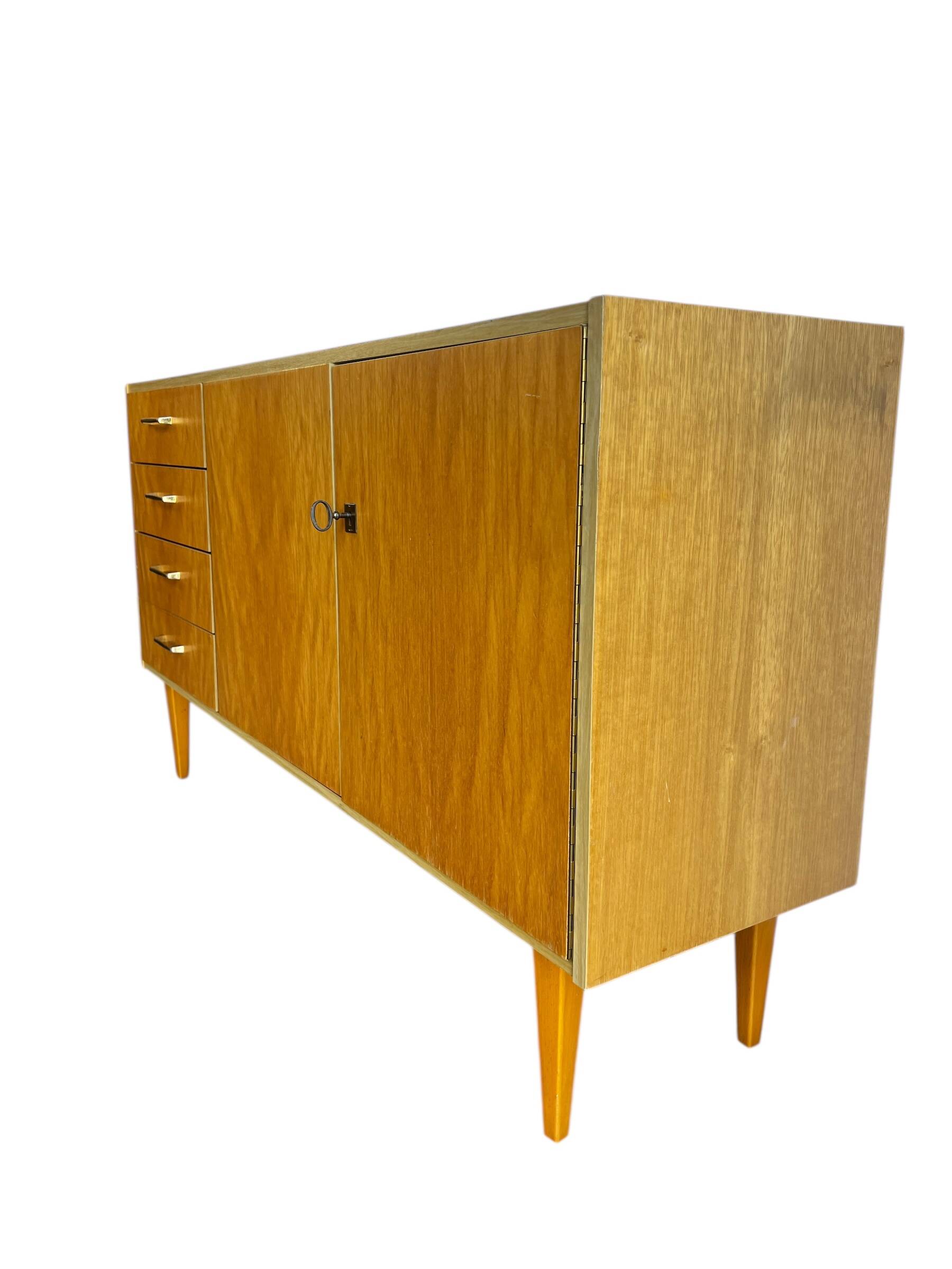 Vintage chest of drawers/sideboard/TV stand
