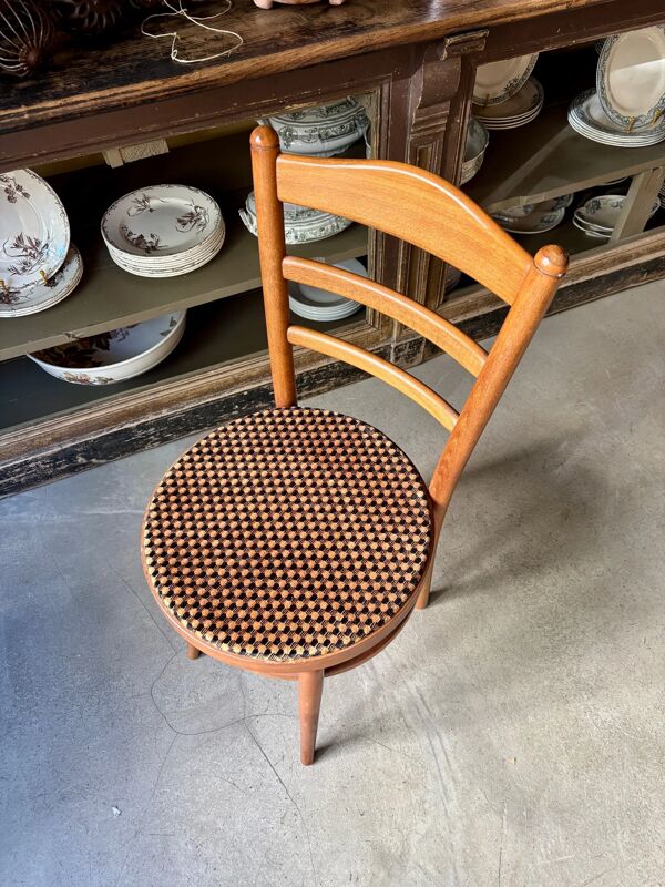 Chaise bistrot Baumann en hêtre et coton géométrique orange et noir