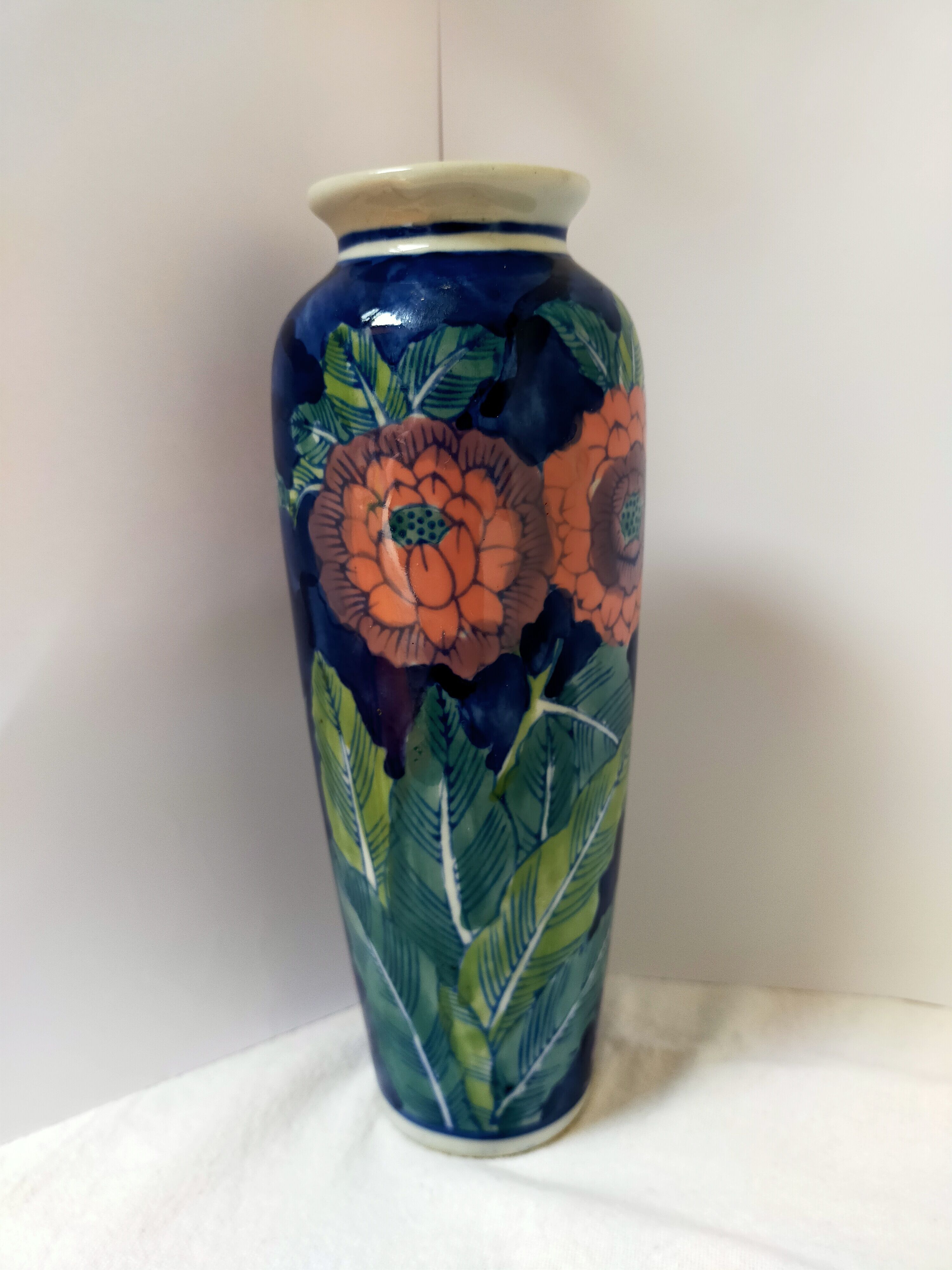 Flowery Japanese vase