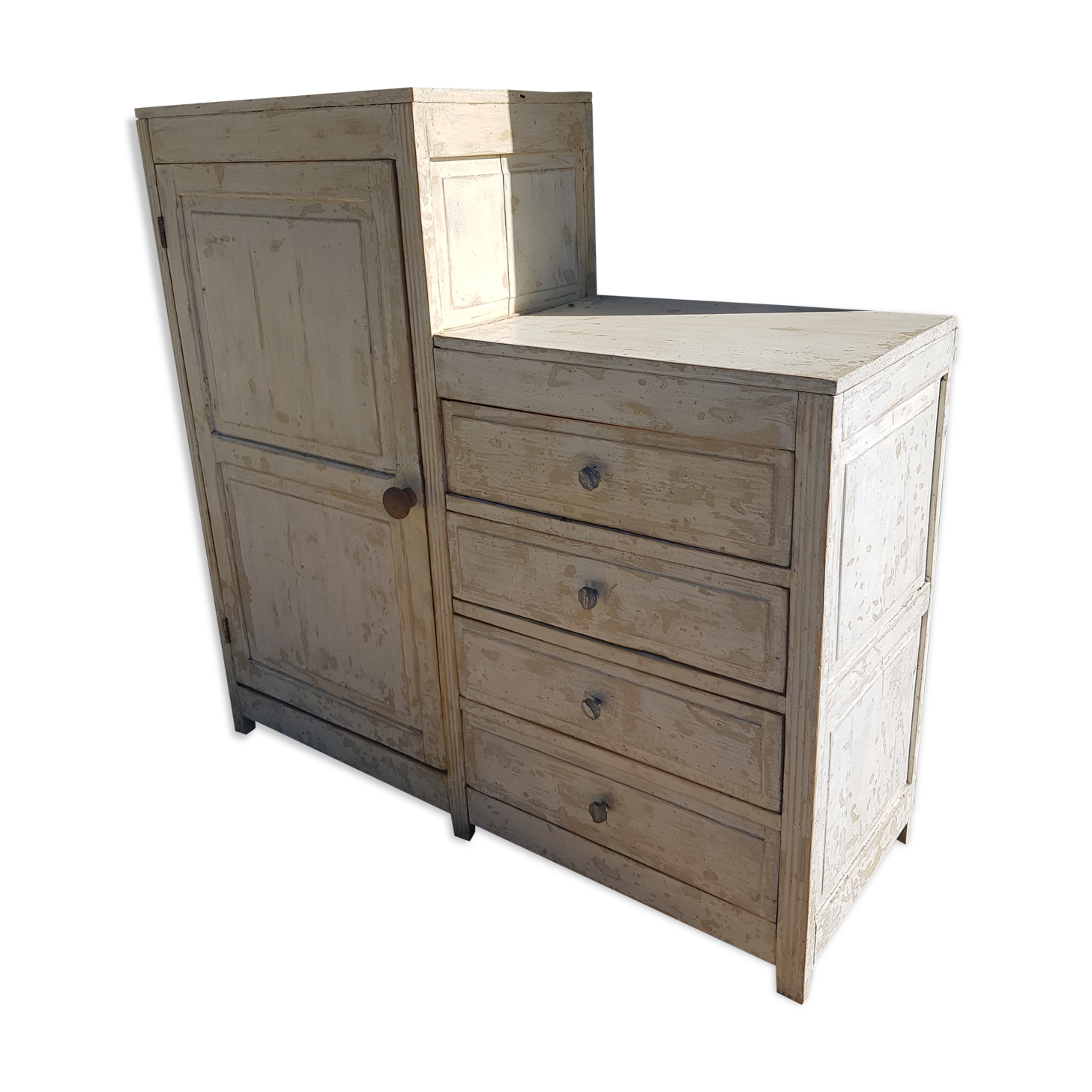 Asymmetrical vintage buffet