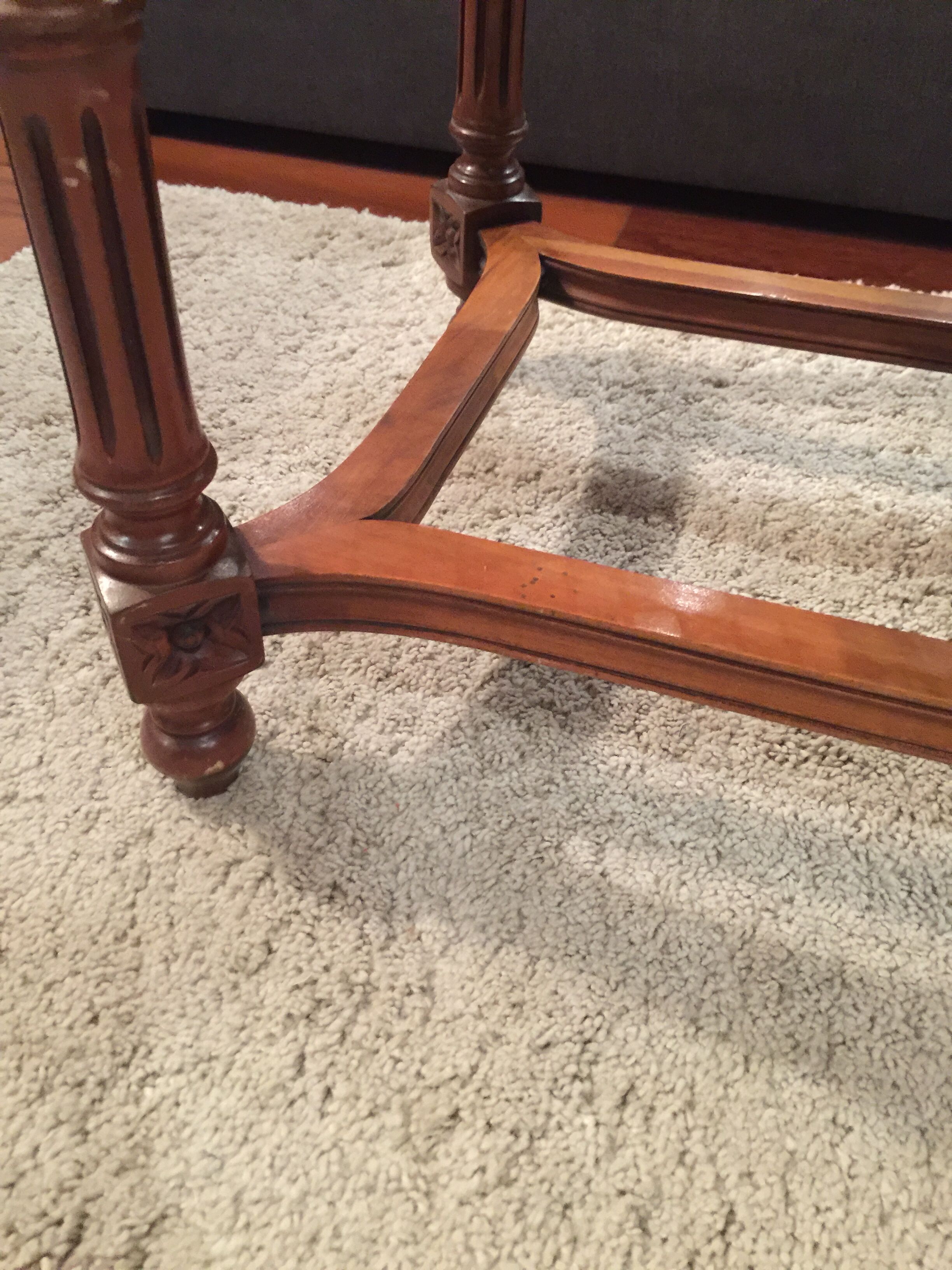 Table basse louis XVI en cannage