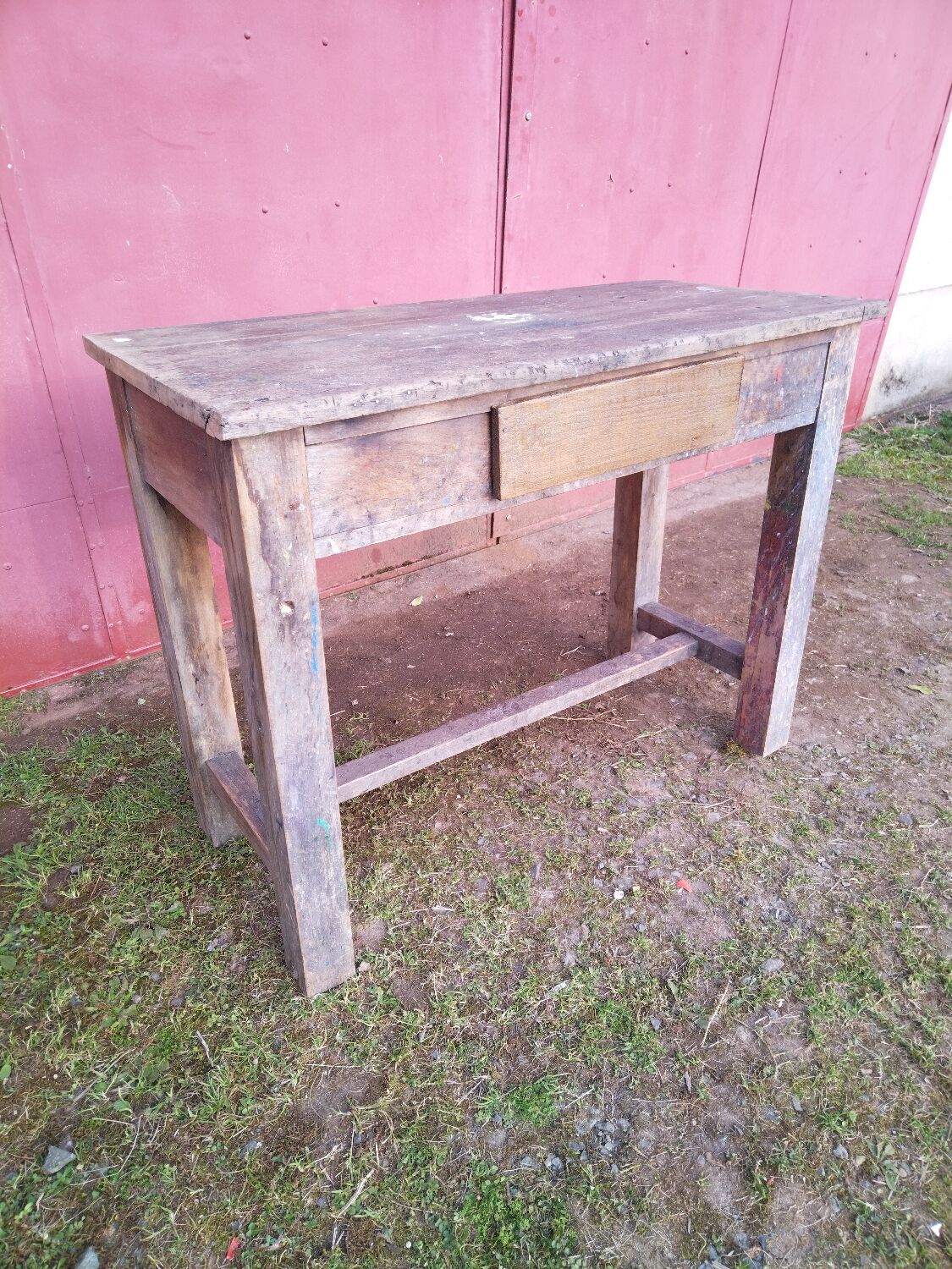 Painter workshop furniture