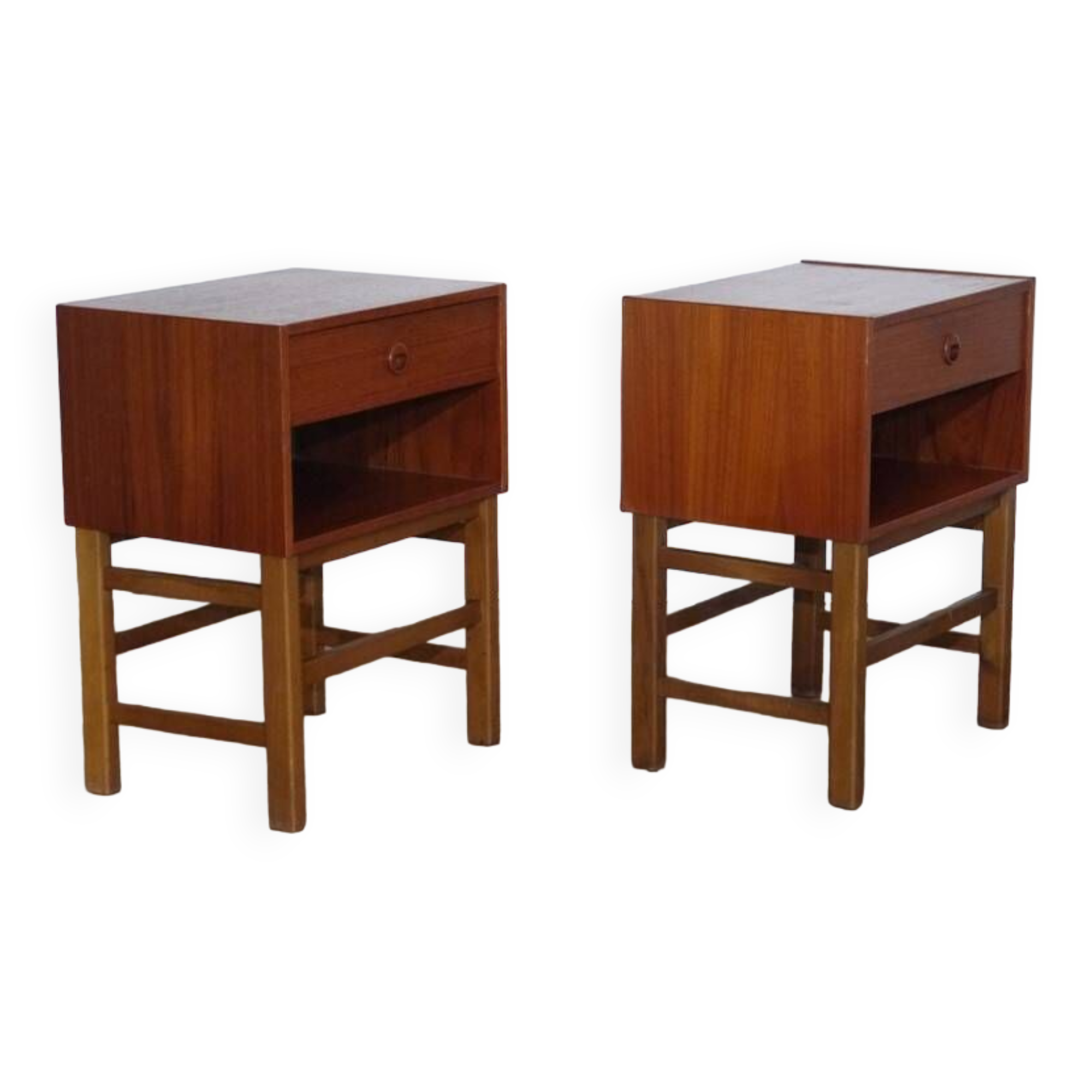 Paire de chevets vintage scandinave en teck 1960