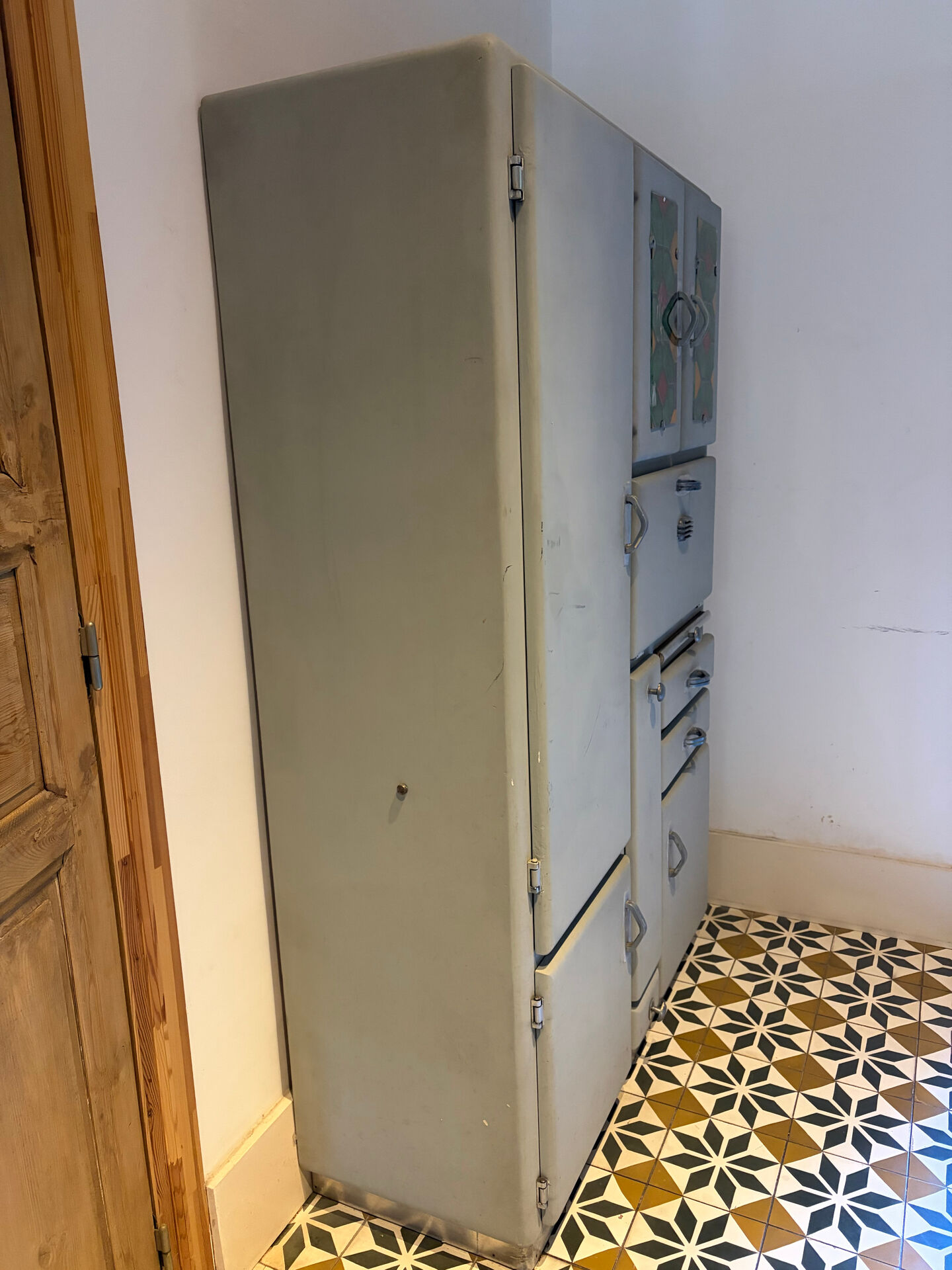 Vintage and original kitchen sideboard, 1950s/60s.