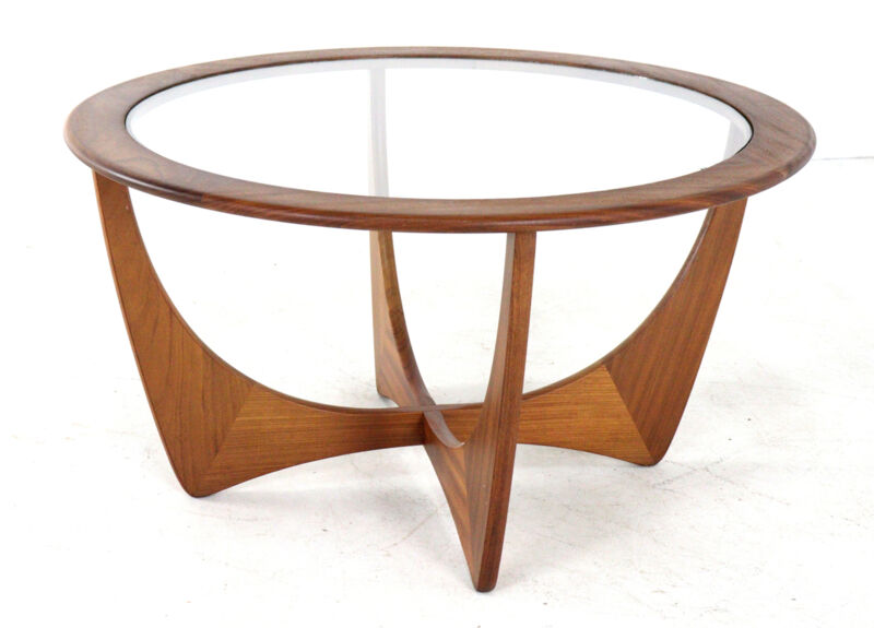 G-Plan Astro round coffee table 'Ludlow'