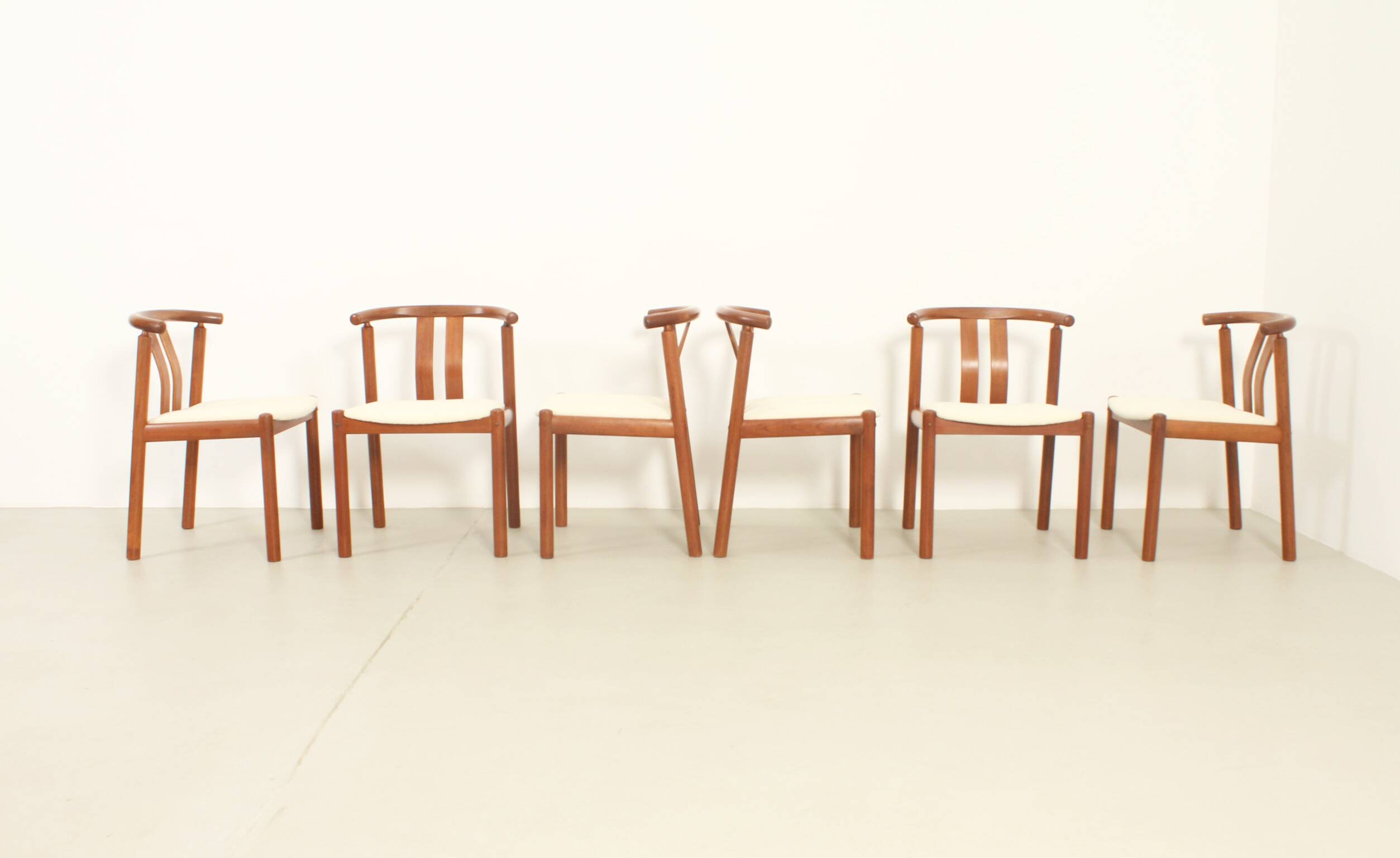 6 teak chairs by Hans J. Frydendal, Denmark 1970