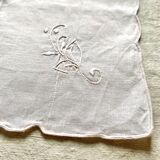Pink embroidered napkins