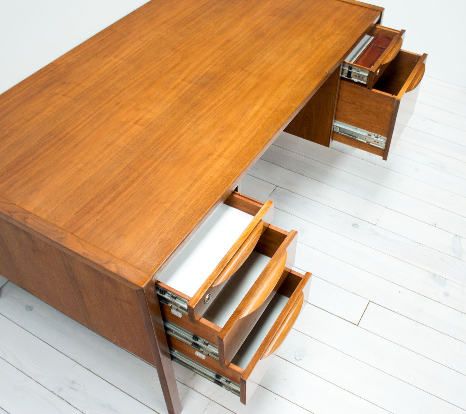 1960s American walnut desk by Jens Risom