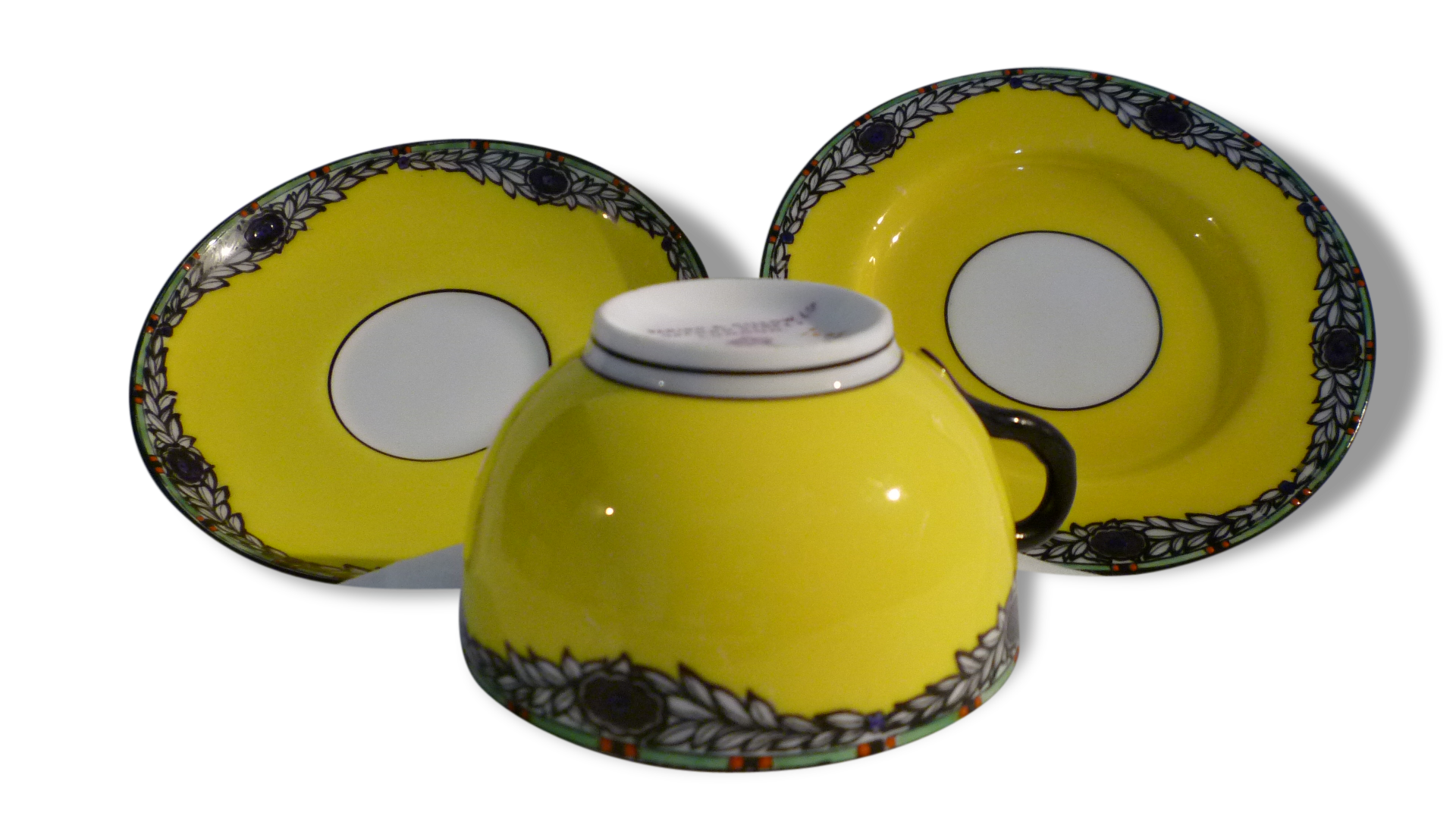 Royal Worcester tea-trio 1918; 2 sets