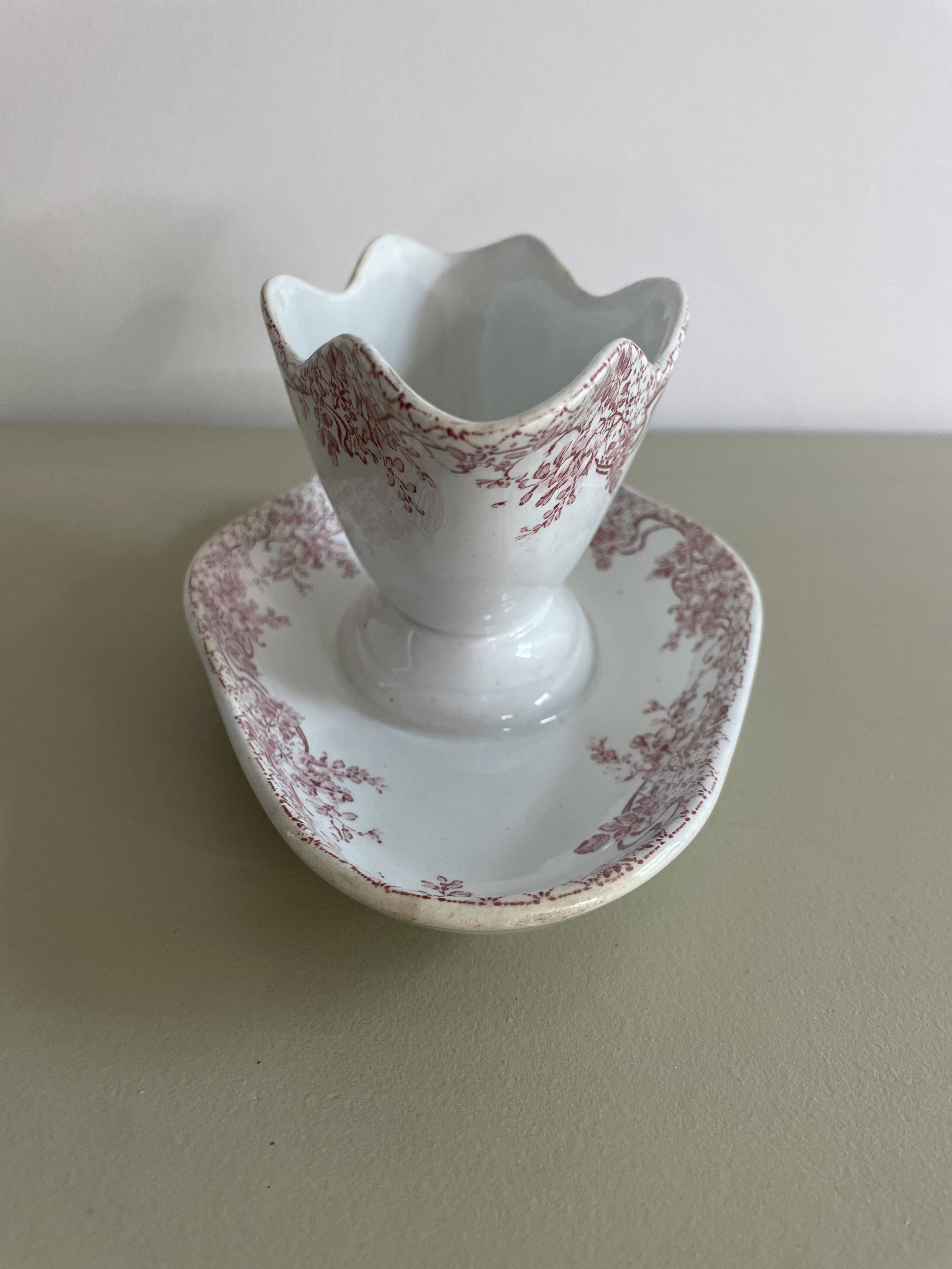 Lebacqz & Bouchart St Amand Nord Glycines pink ironstone sauceboat