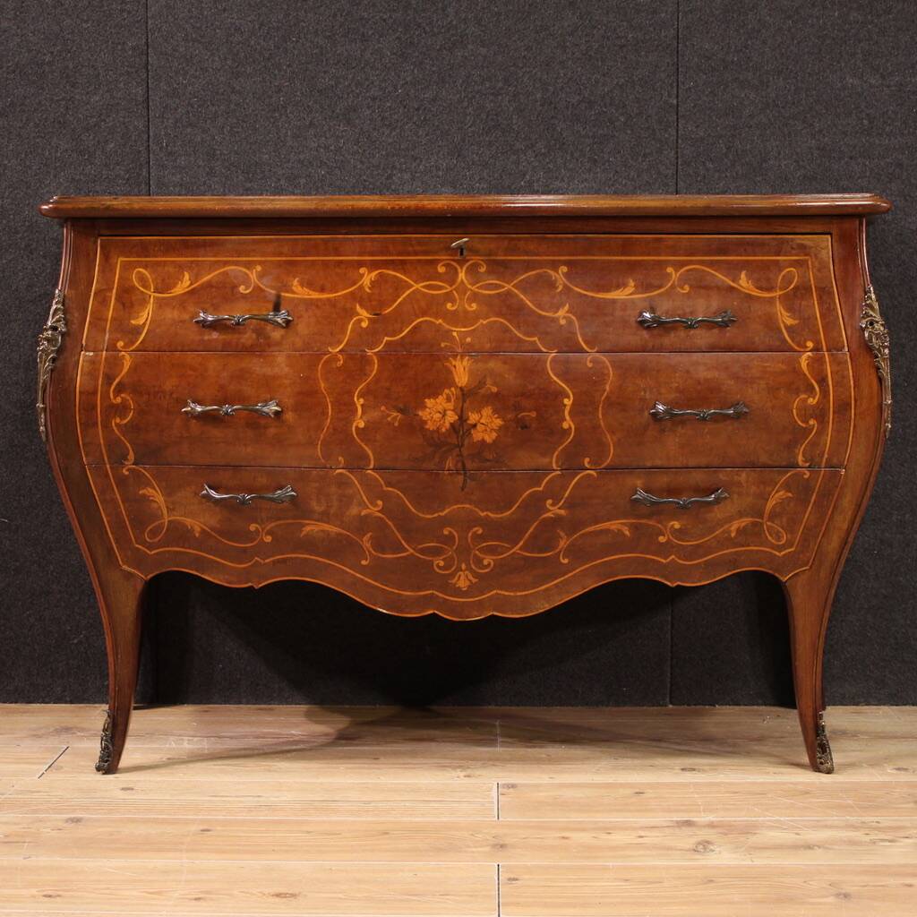 20th century Louis XV style chest of drawers