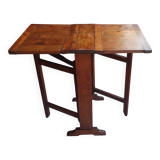 Small monastery table in pine wood.