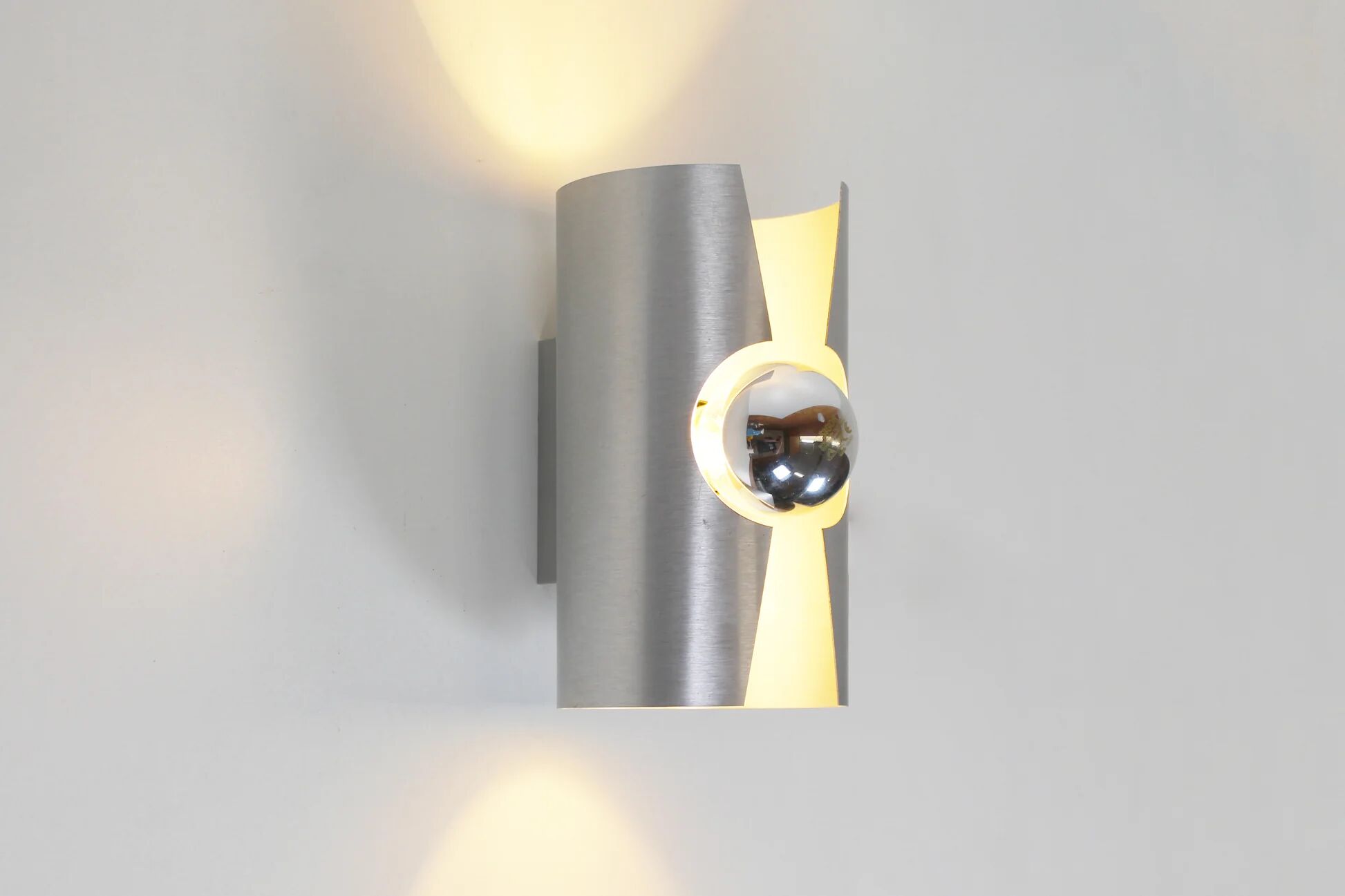 Ensemble de lampes murales 'espace' des années 70 par Polam