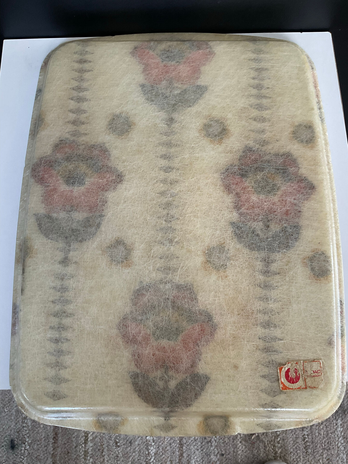 1970s vintage Alpac fibreglass plateau