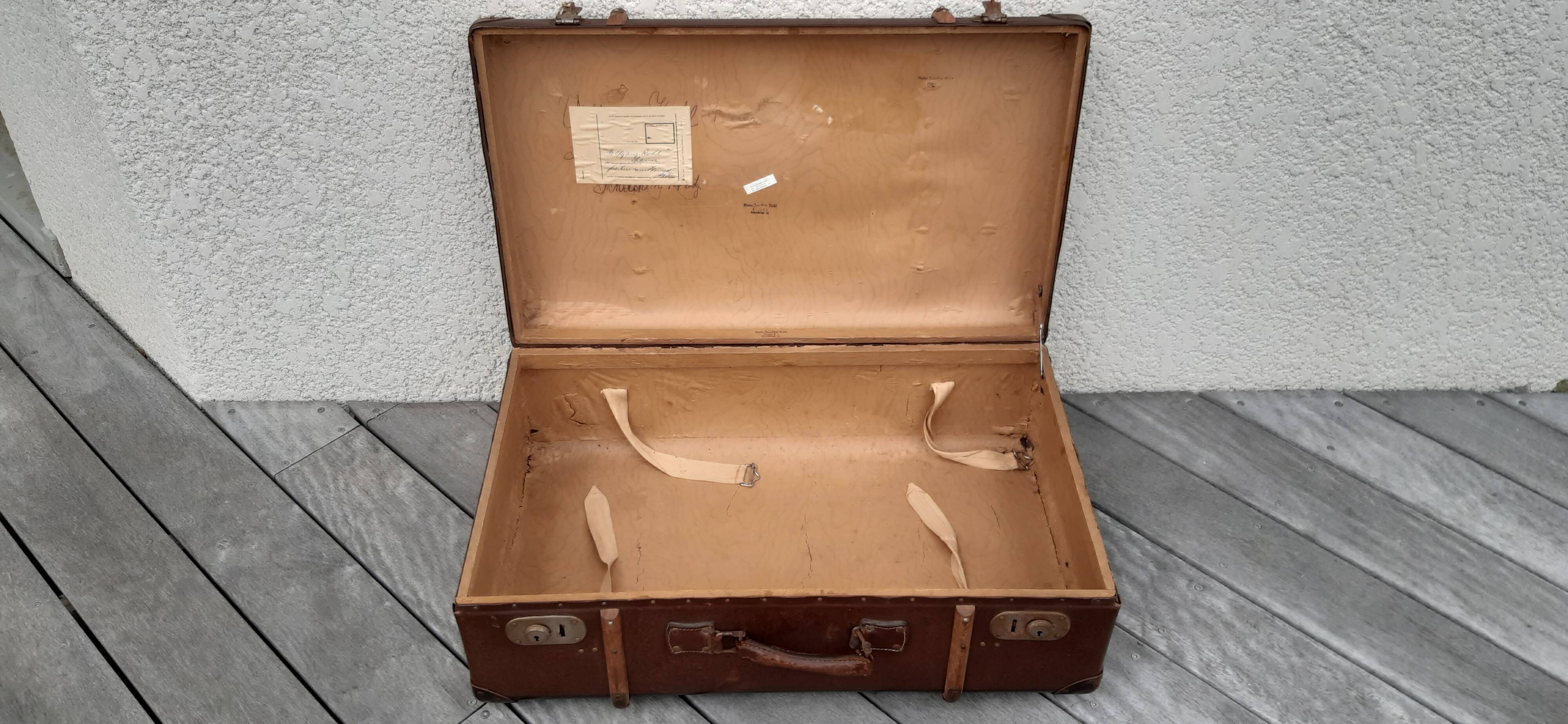 Large suitcase 1940s