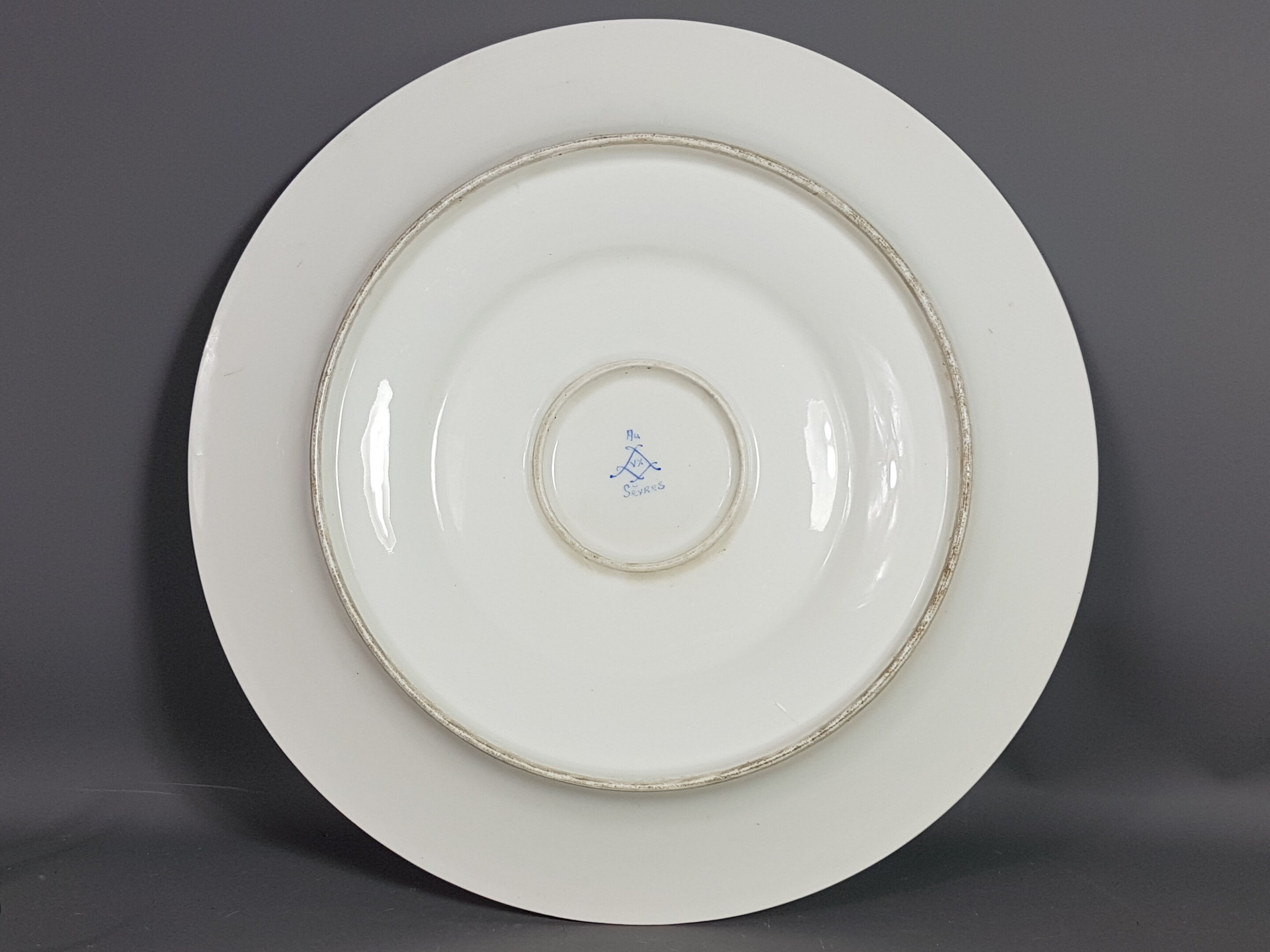 Old enamelled porcelain dish apocryphal brand of Sèvres