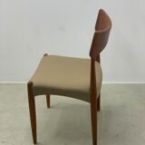 Chaises de salle à manger en teck de Midi par Bernard Petersen années 1960