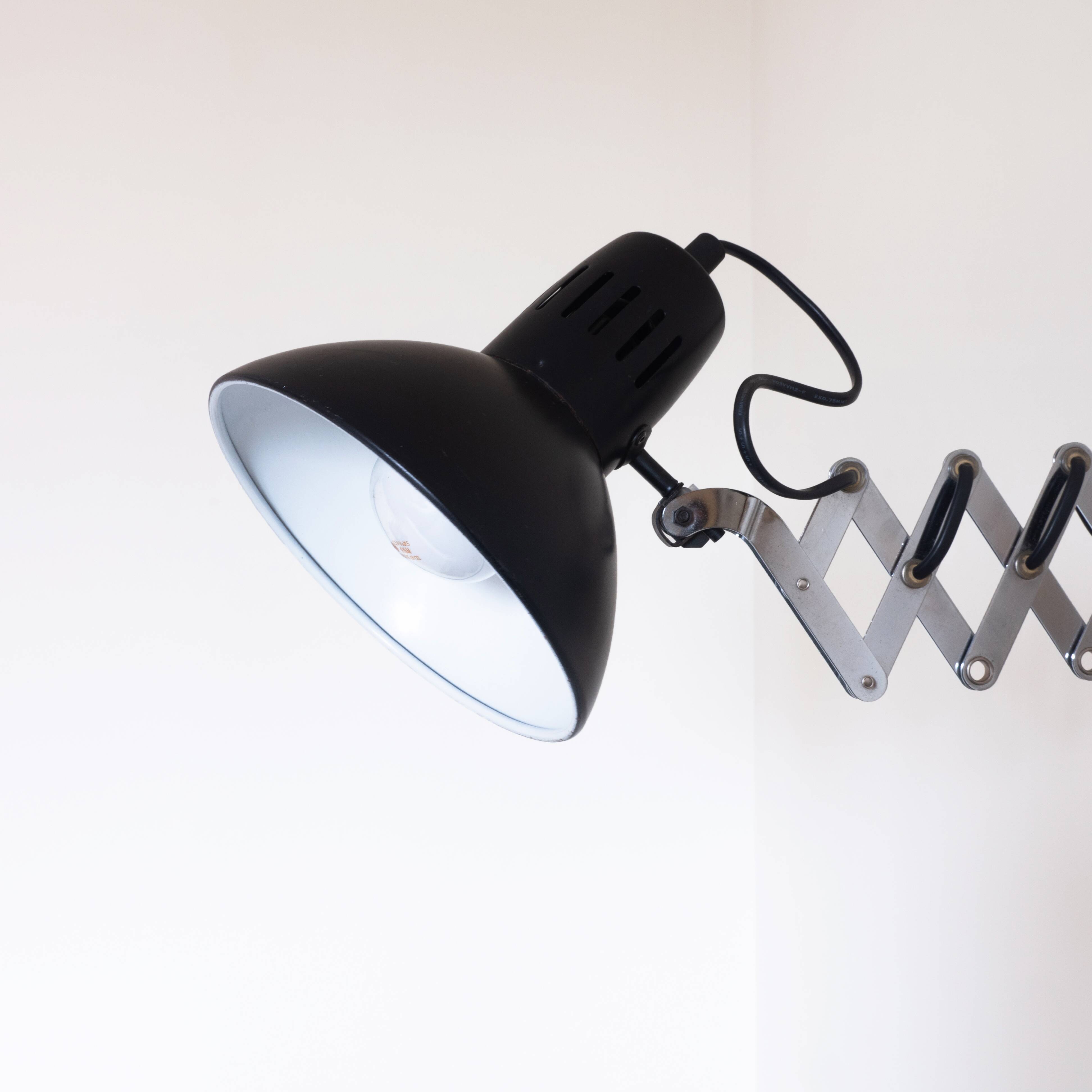 Lampe ciseaux noire