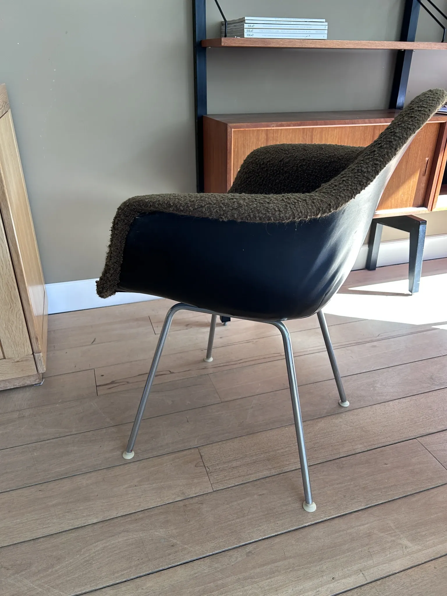 Vintage Herman Miller lounge chair