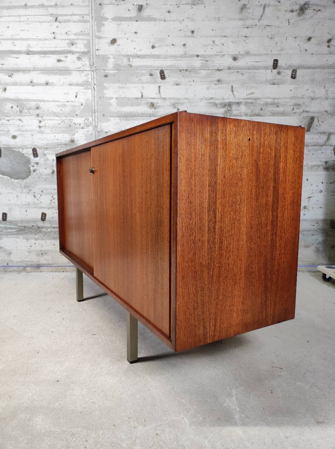 SE3 sideboard by Osvaldo Borsani for Tecno