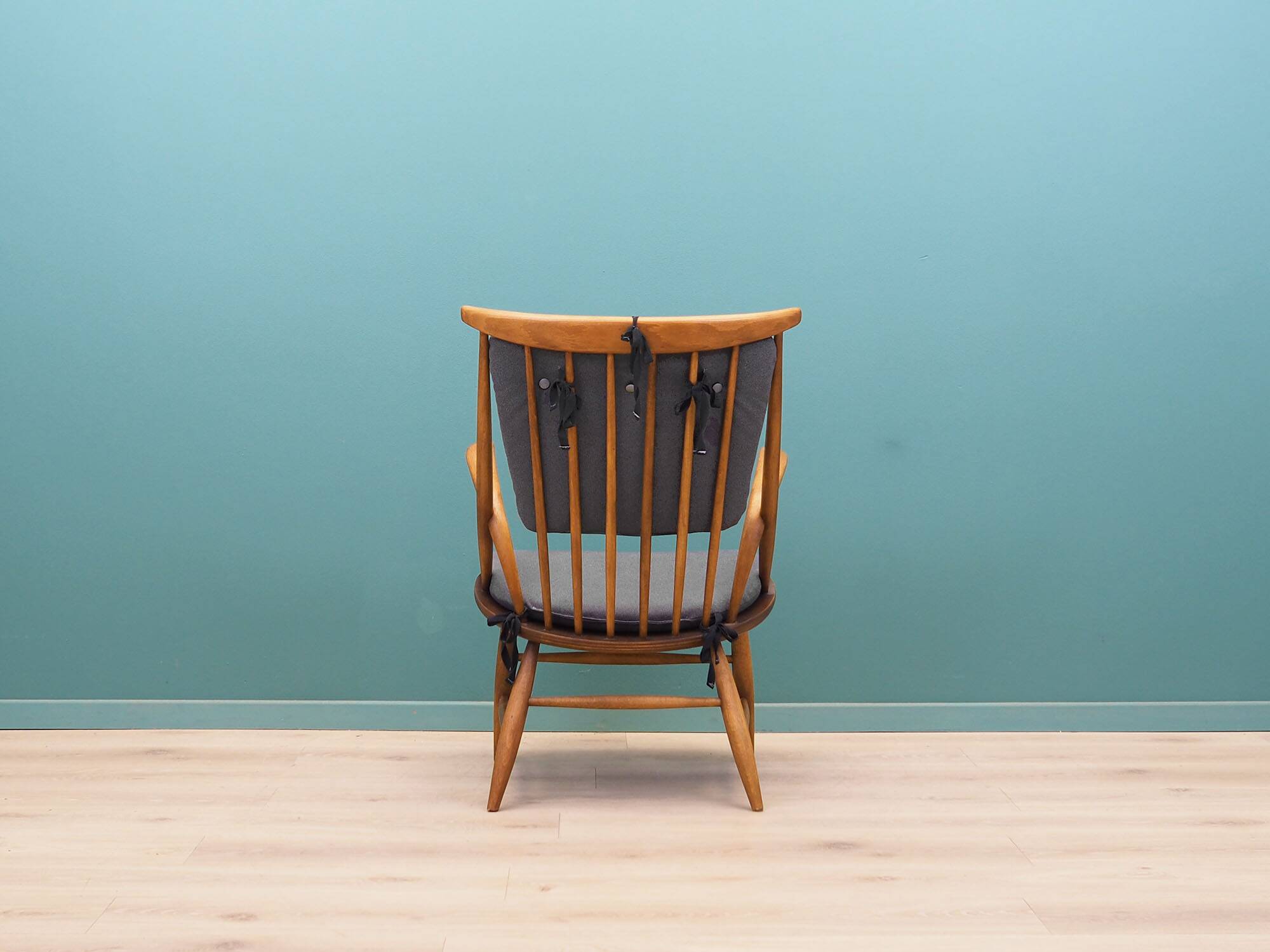 Chaise en hêtre, design danois, années 1960, designer : Illum Wikkelsø, fabrication : Niels Eilersen