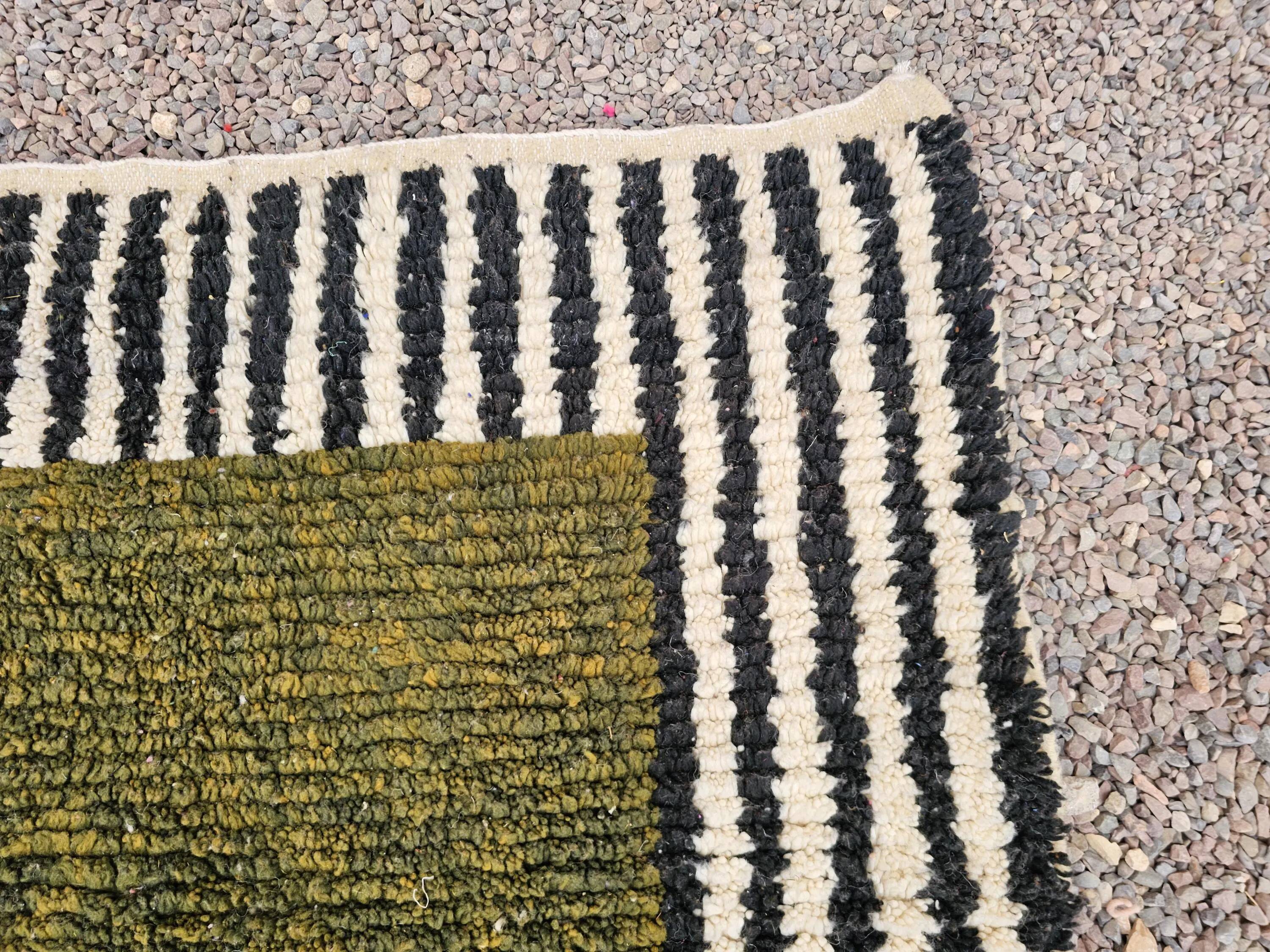 Tapis artisanal berbère fait main 2.5x1.5 m