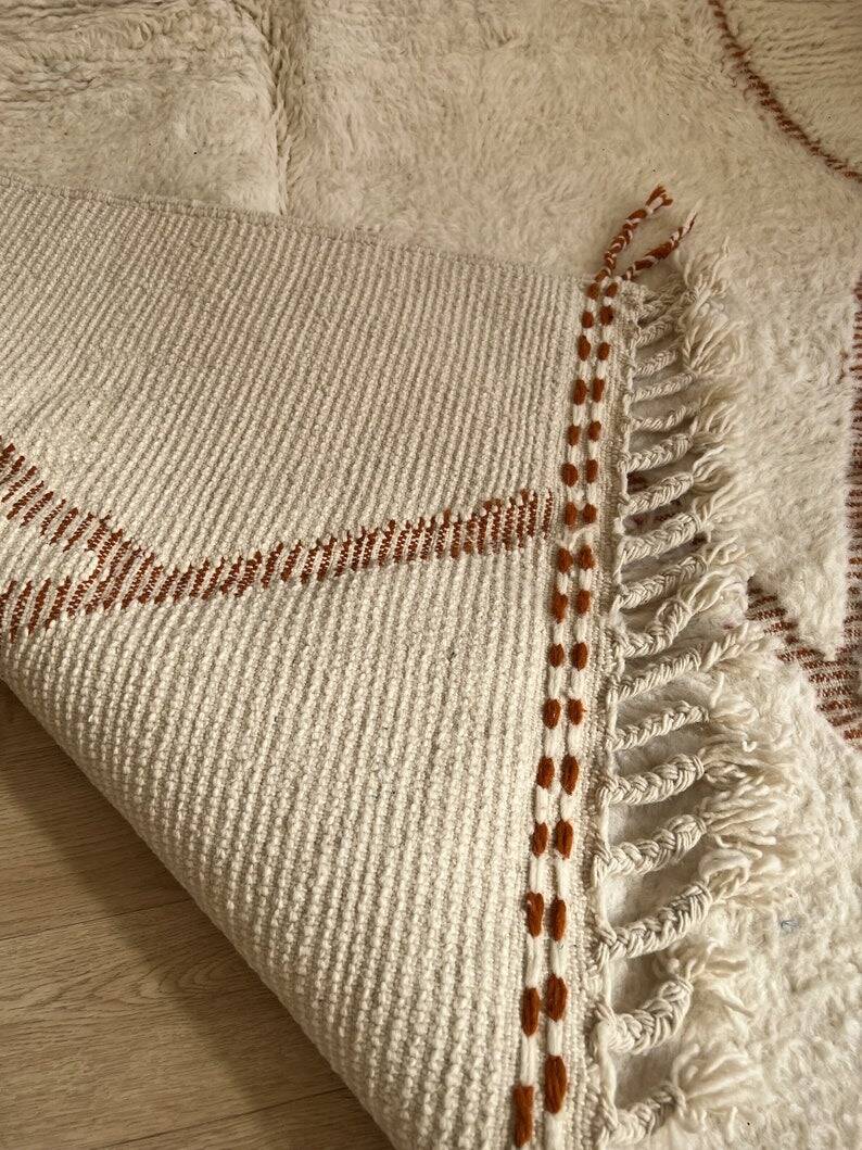 Wool rug 250cm x 150cm