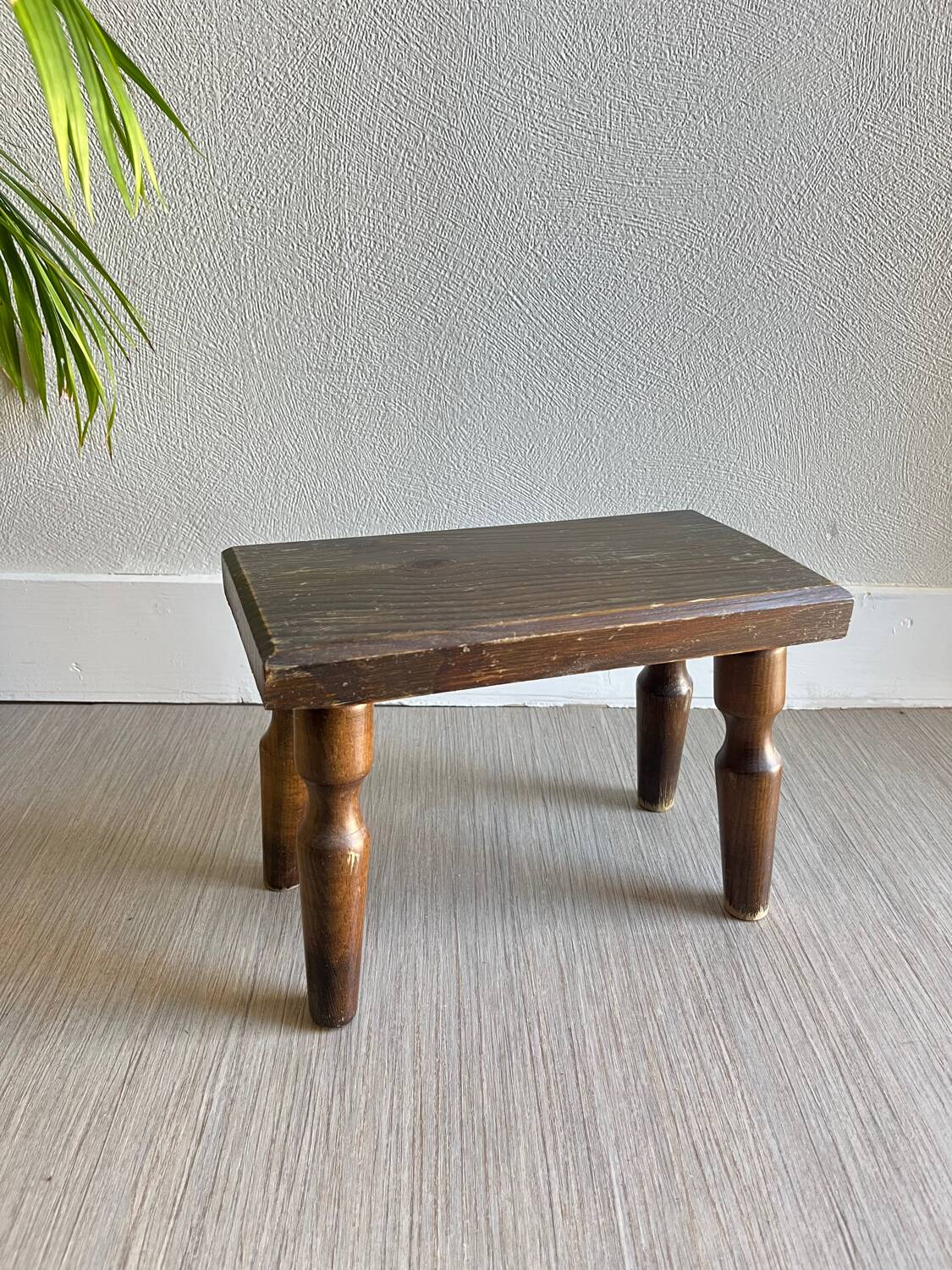Wooden stool / bench / step stool