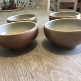 4 stoneware bowls