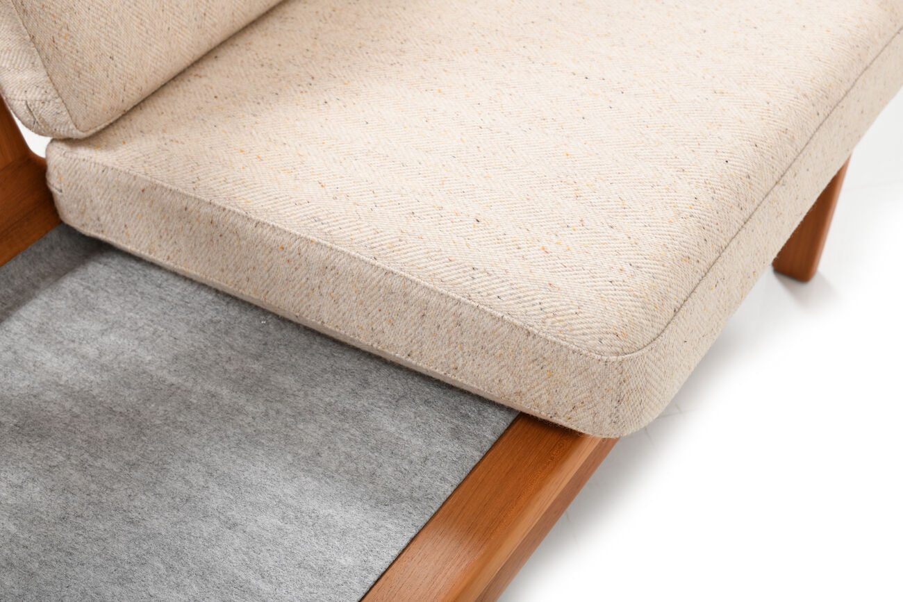 Danish teak 3-seater loungesofa / daybed by Jens-Juul Christensen
