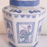 Tea pot, apothecary type