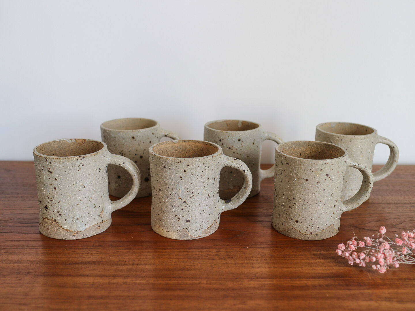 Grey sandstone mugs