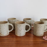 Grey sandstone mugs