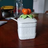 Jam pot / jam jar