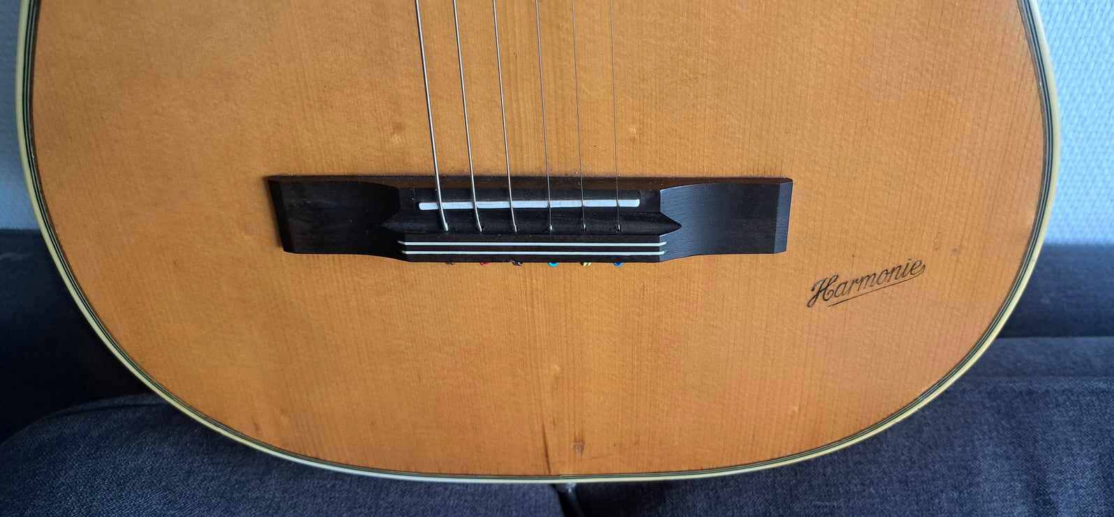 Harmony folk/blues guitar parlor electro-acoustic 1960s