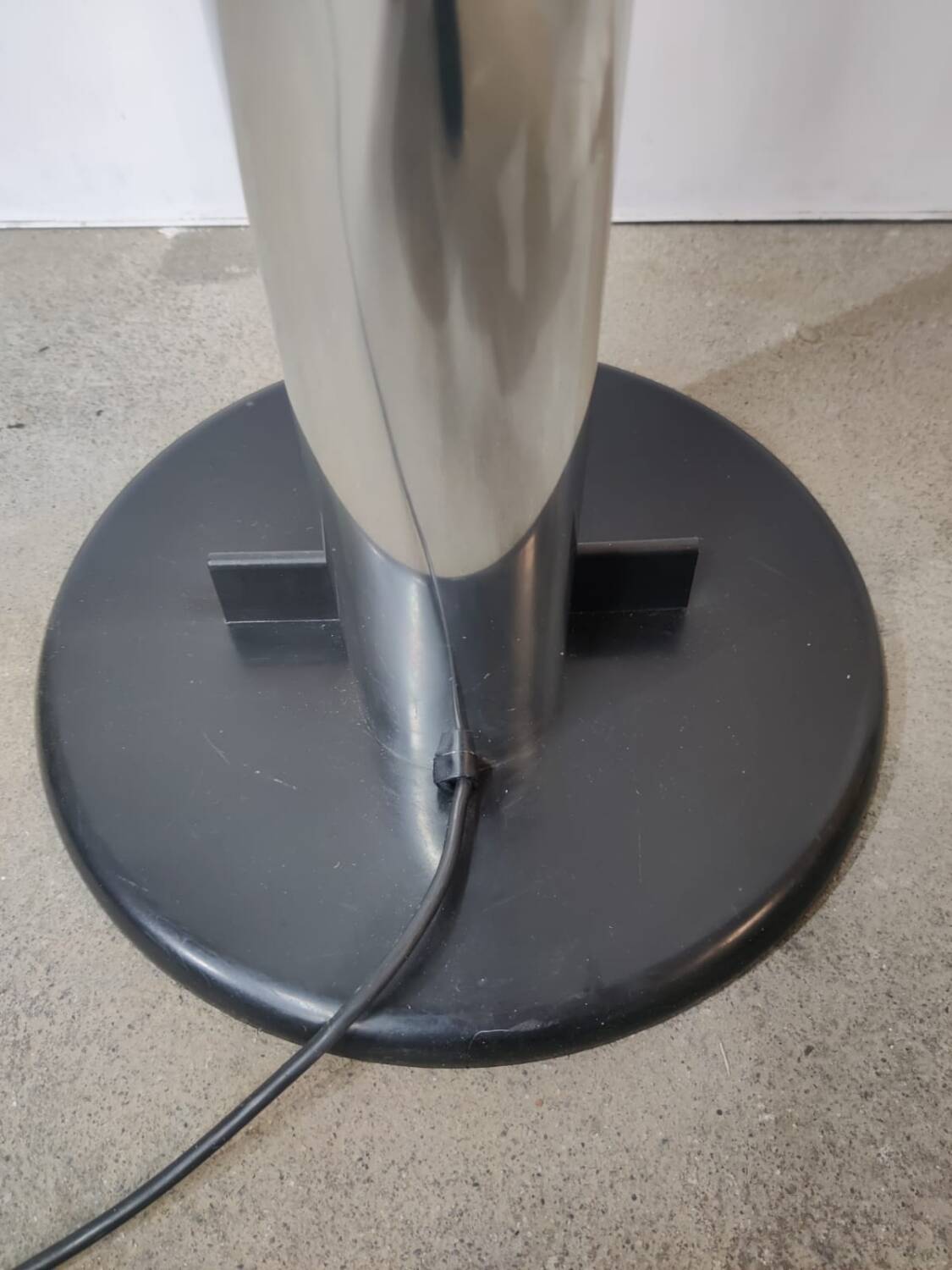 Megaron Floor Lamp Artemide