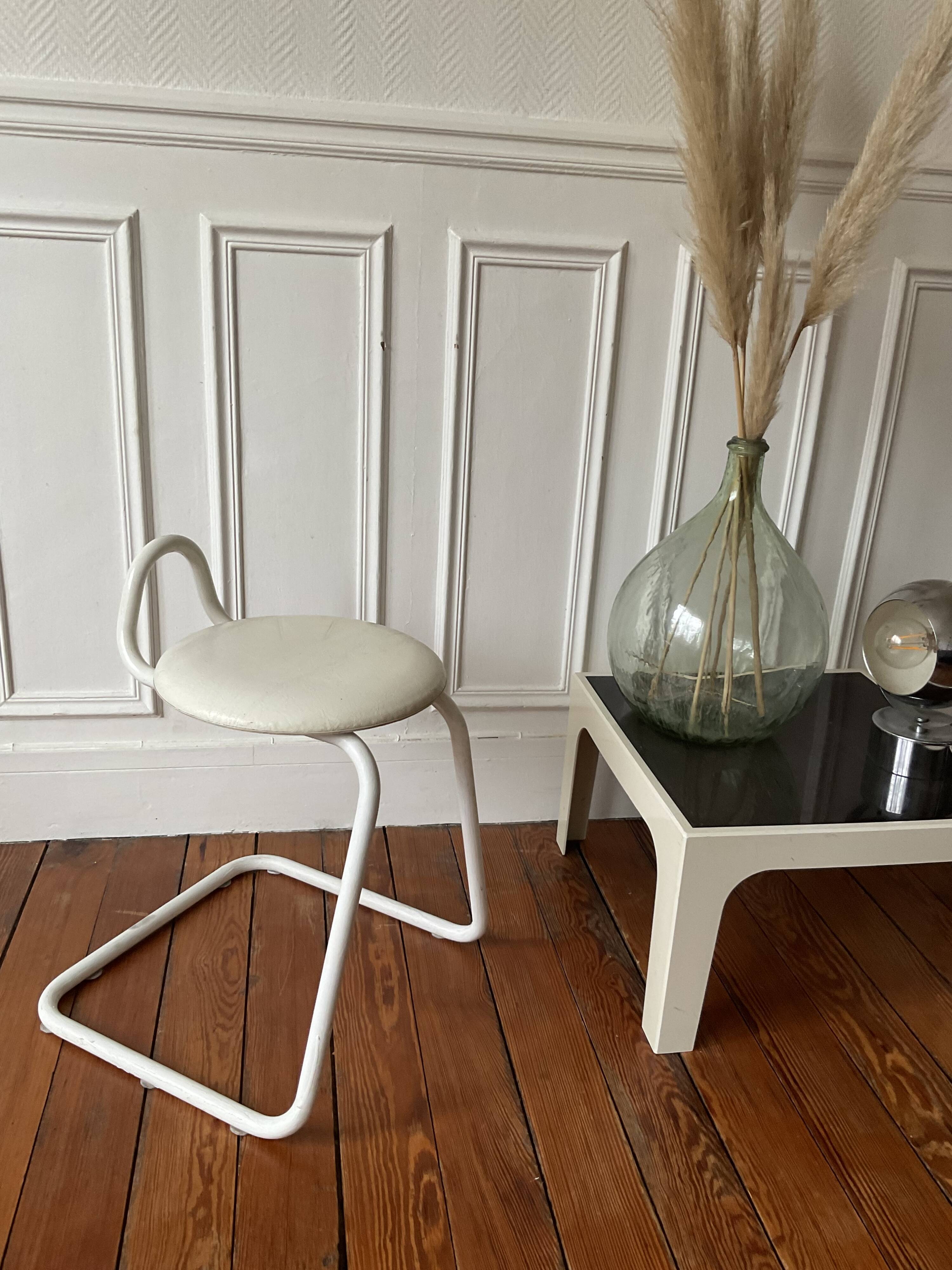 Chaise design