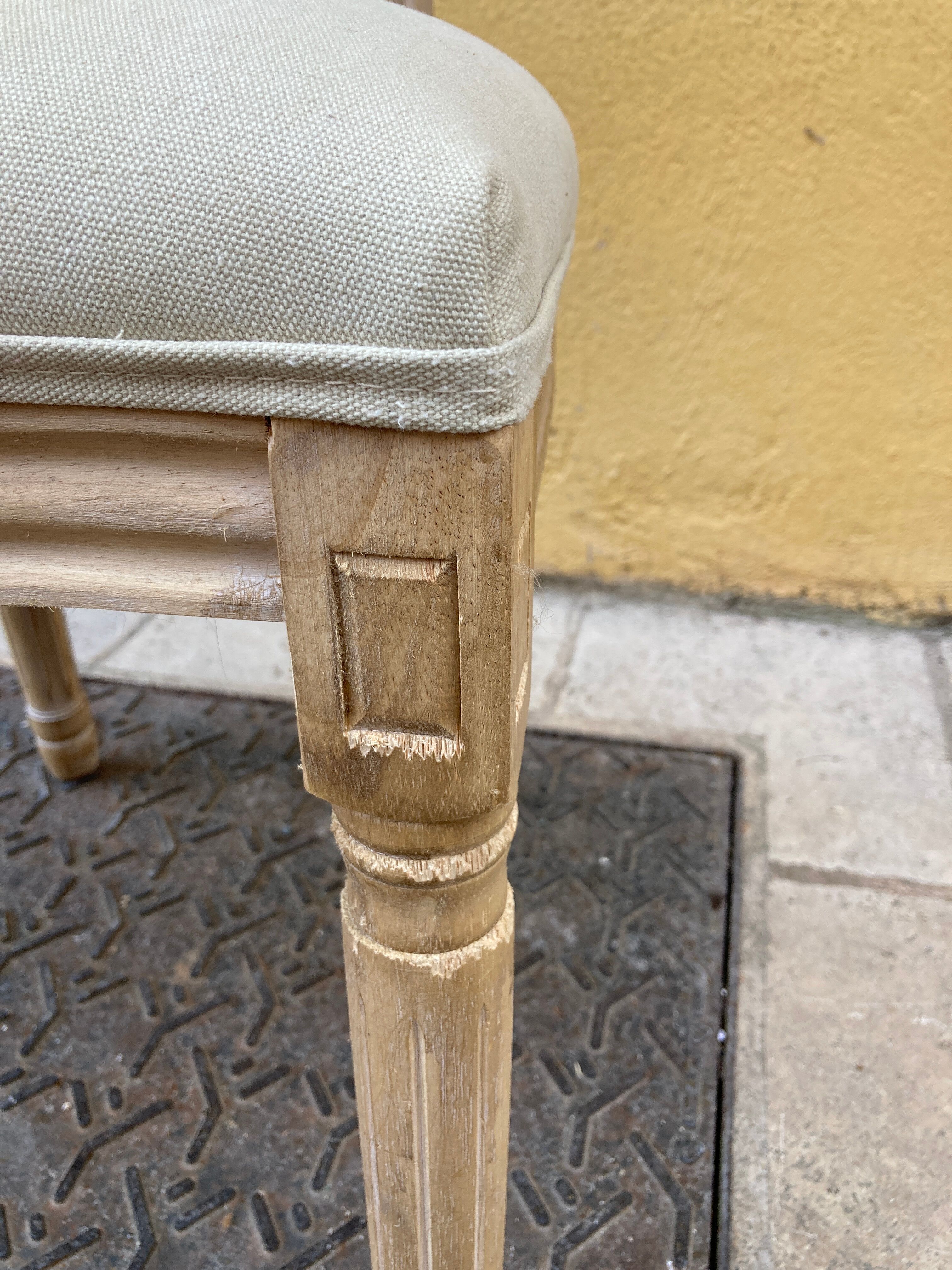 Medallion chair