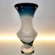 Vase Val saint lambert Studio Cristal vas op voet, conçu, Liège, 80