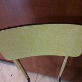Paire de chaises en formica jaune  vintage
