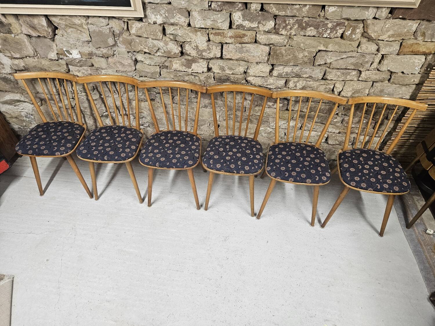 Lot of 6 bistro bar chairs from the 1960s